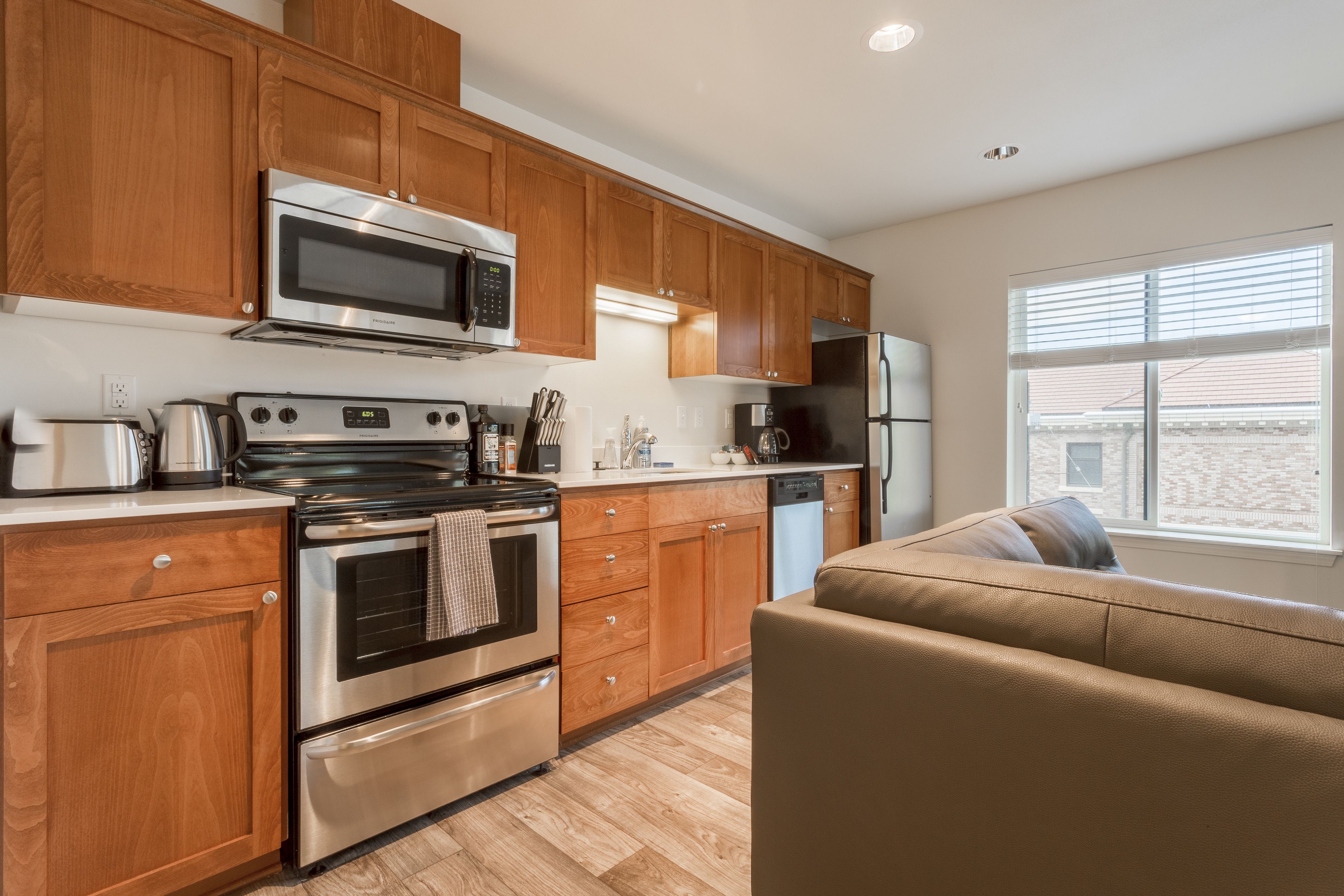 Domicile Suites At Elliott Bayview