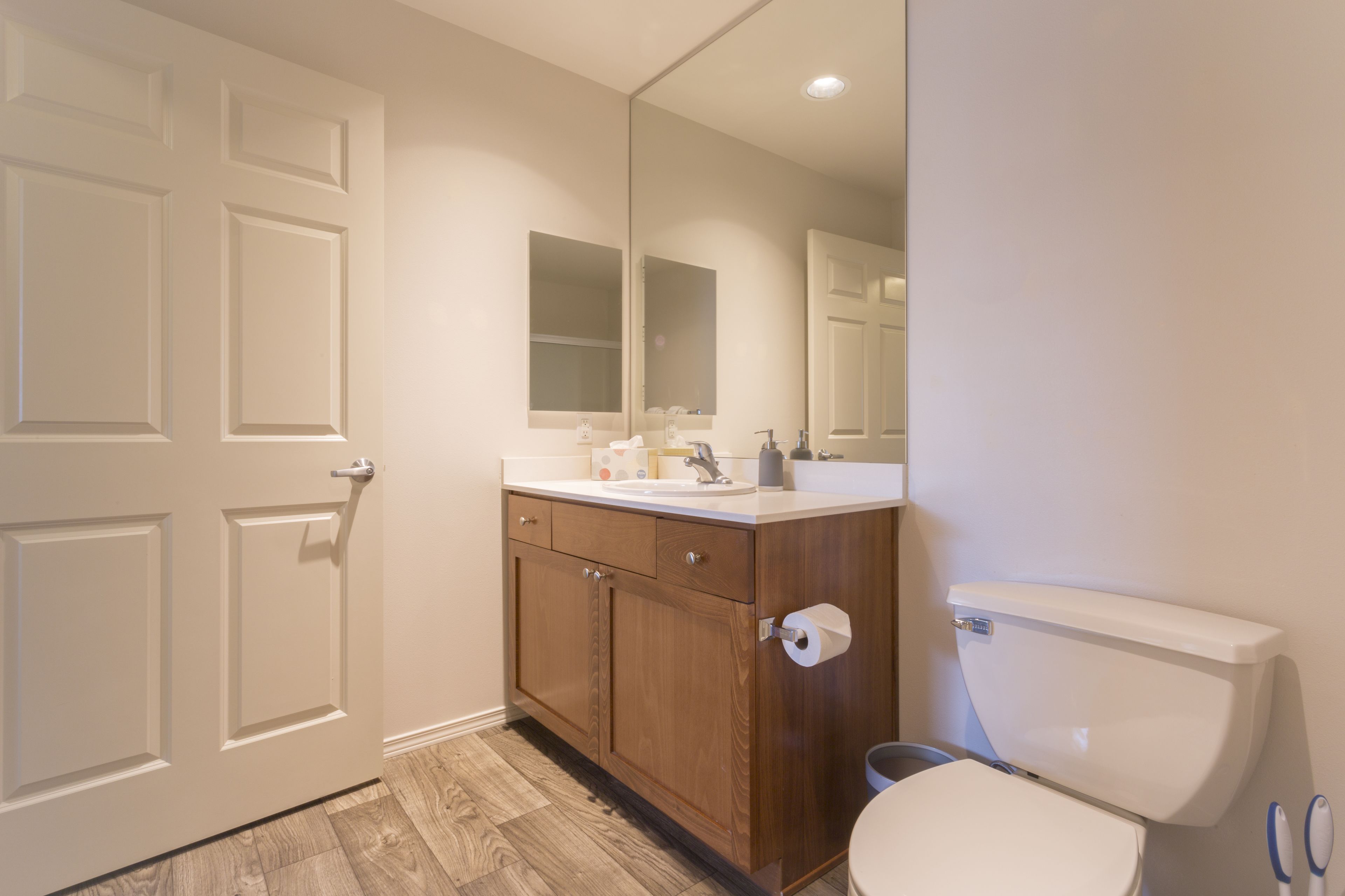 Domicile Suites At Elliott Bayview