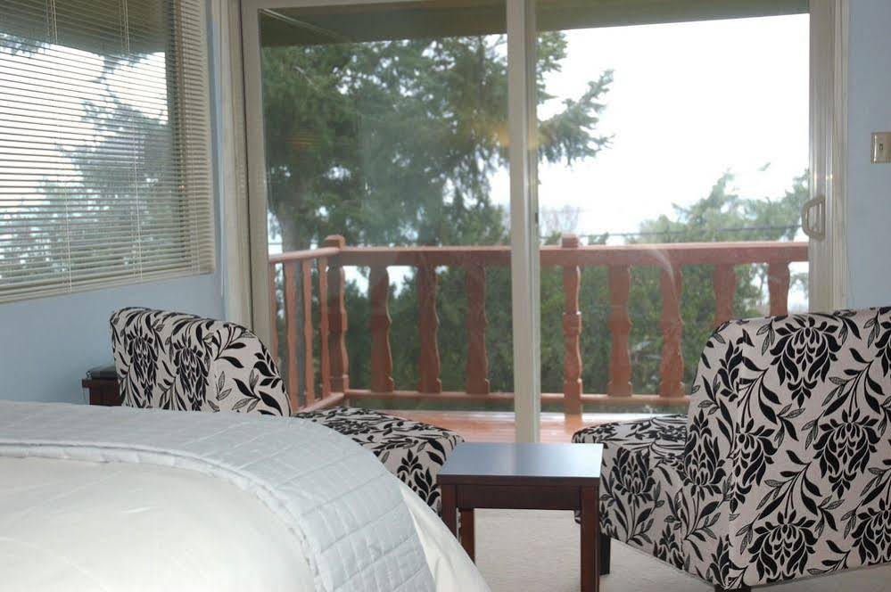 GreenHouse Inn By The Bay