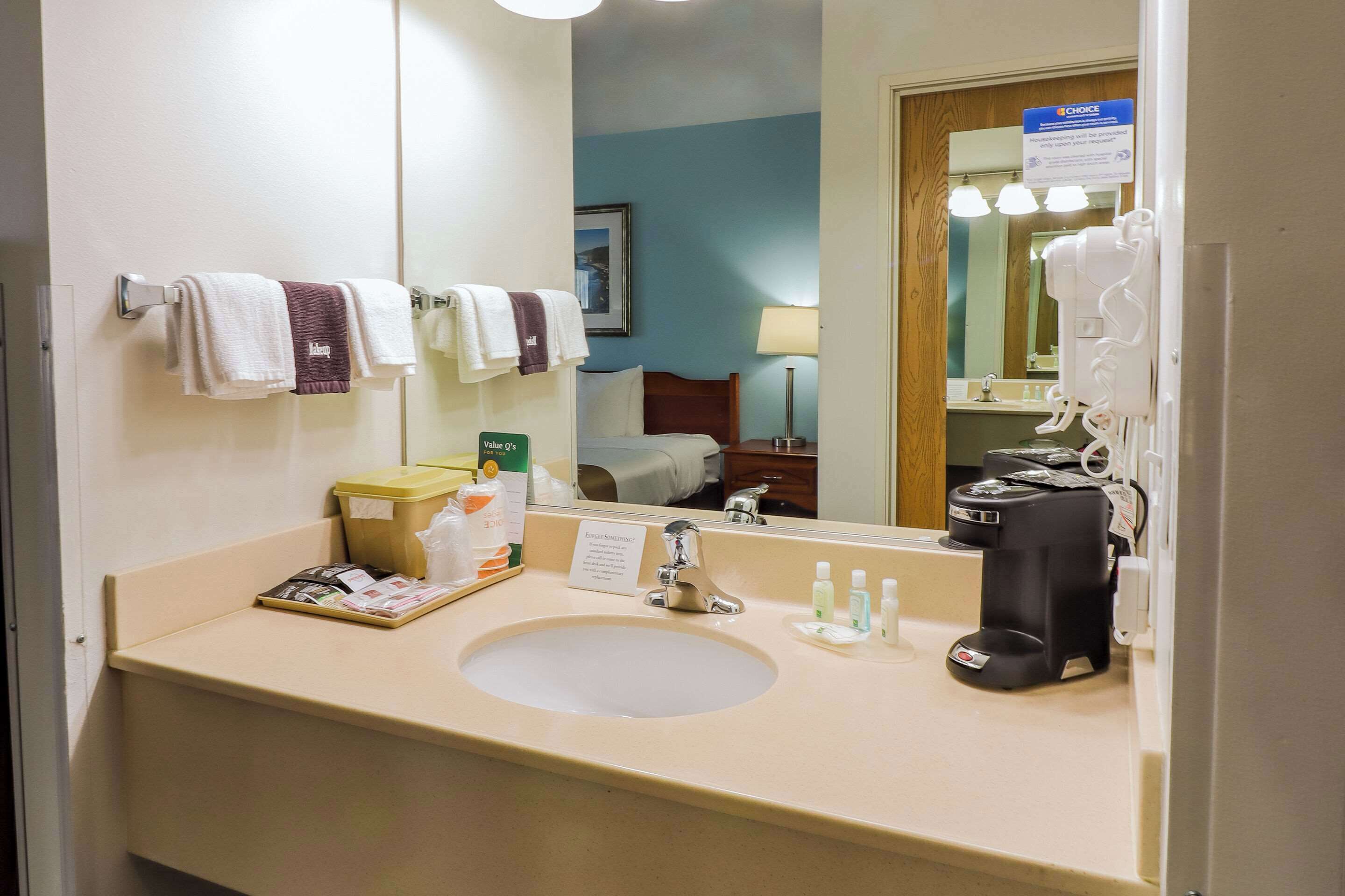 Quality Inn & Suites at Olympic National Park