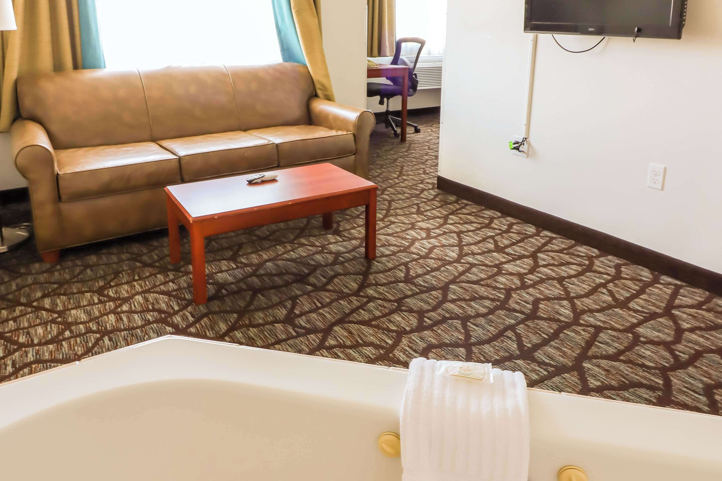 Quality Inn & Suites at Olympic National Park