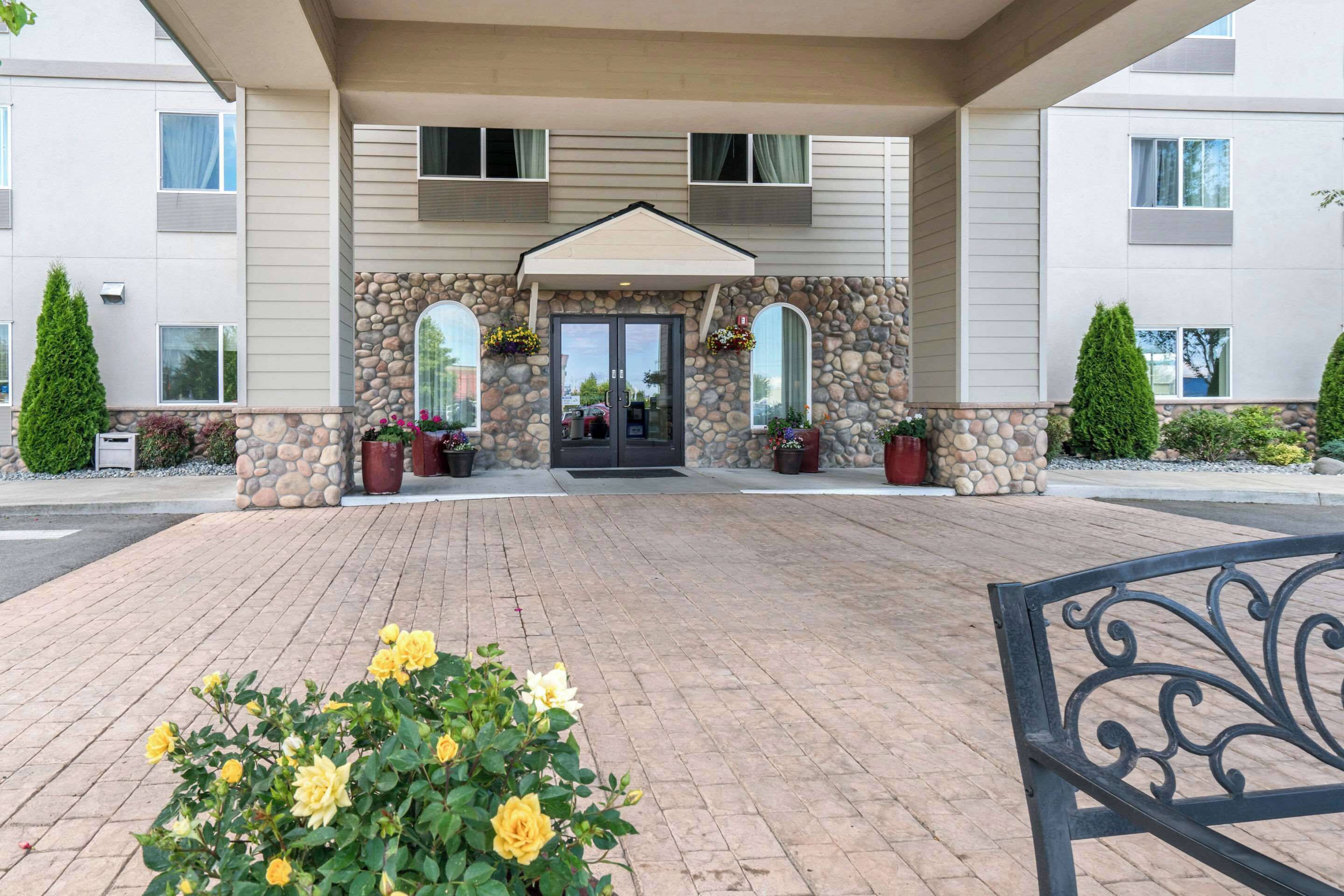 Quality Inn & Suites at Olympic National Park