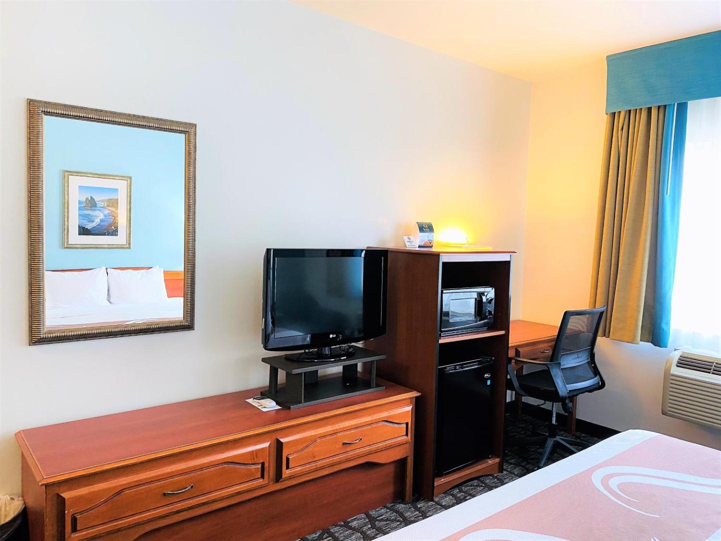 Quality Inn & Suites at Olympic National Park