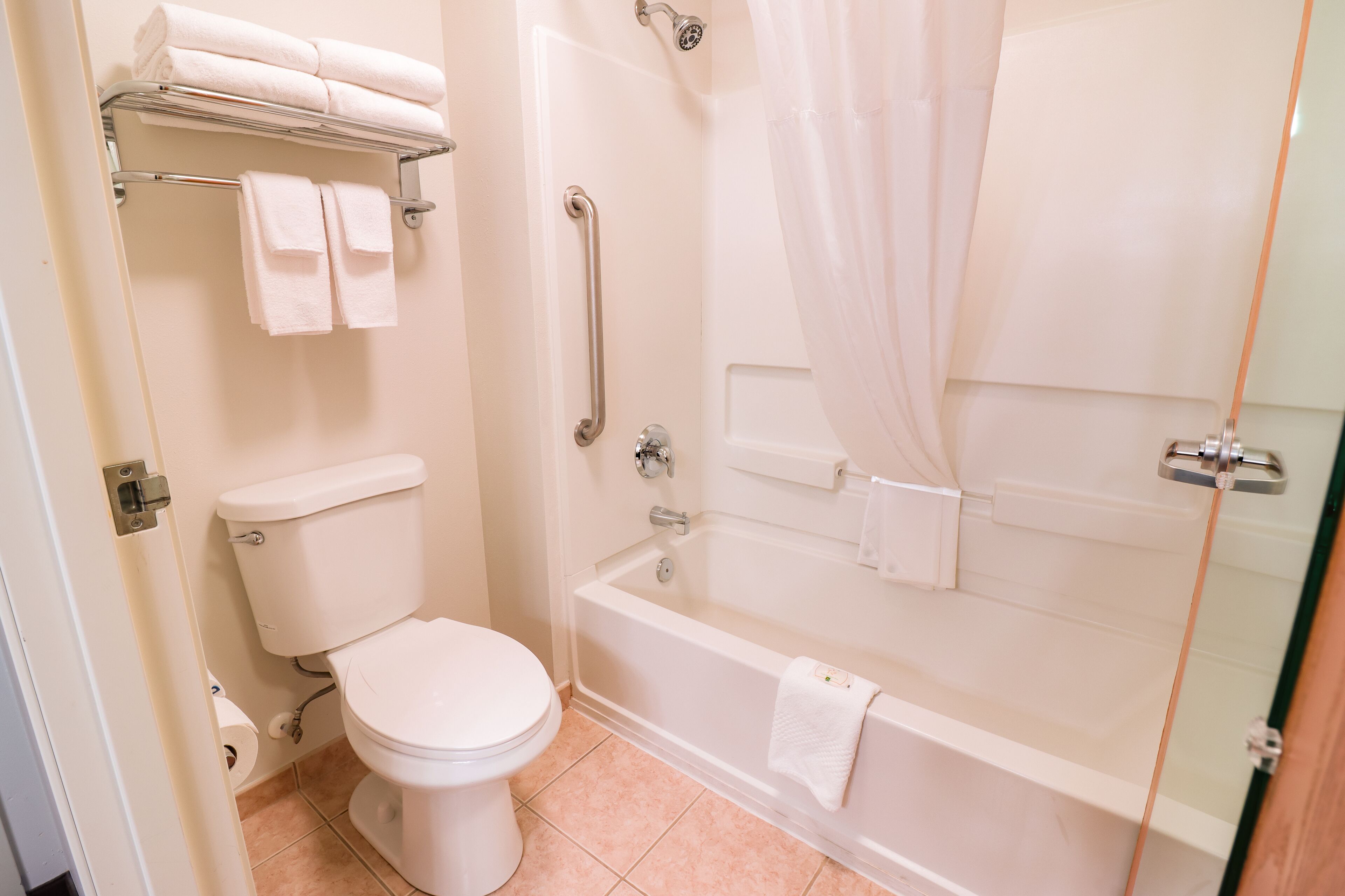 Quality Inn & Suites at Olympic National Park