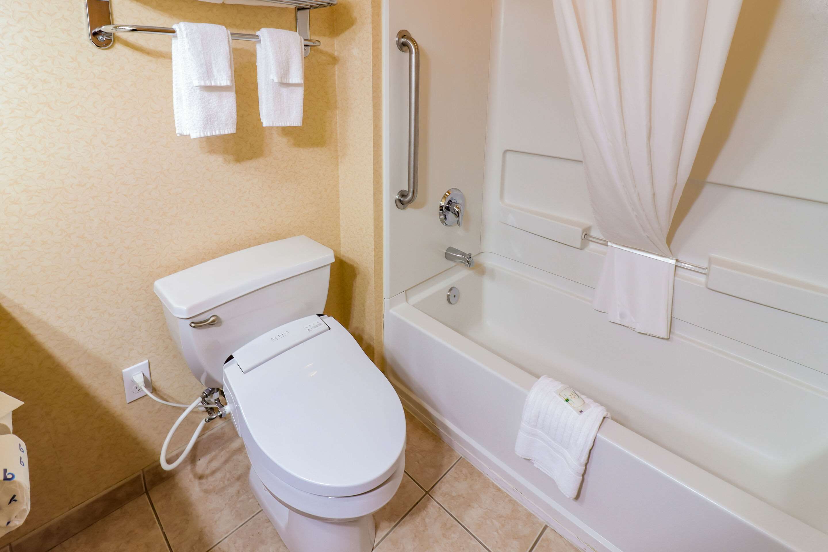 Quality Inn & Suites at Olympic National Park