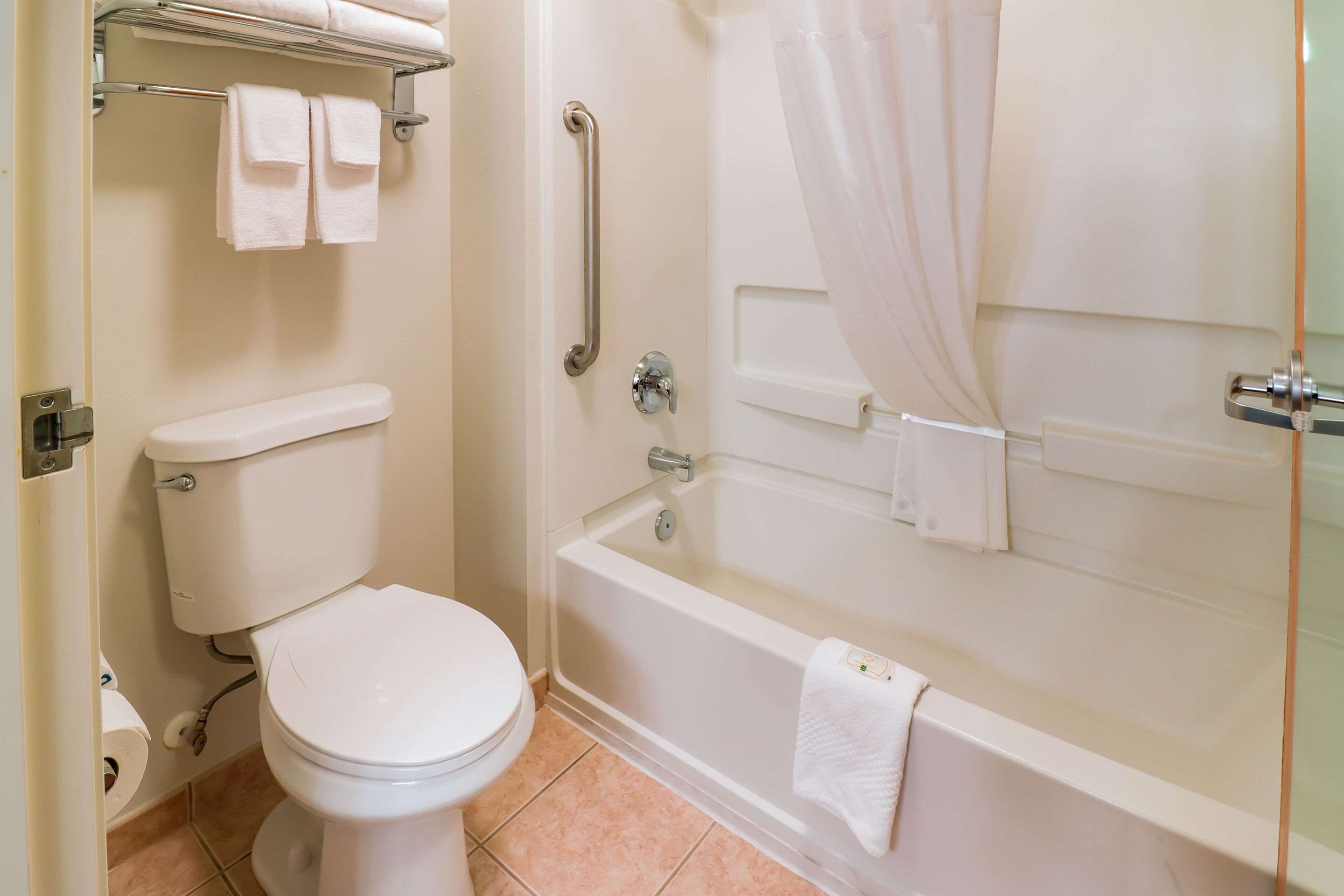 Quality Inn & Suites at Olympic National Park
