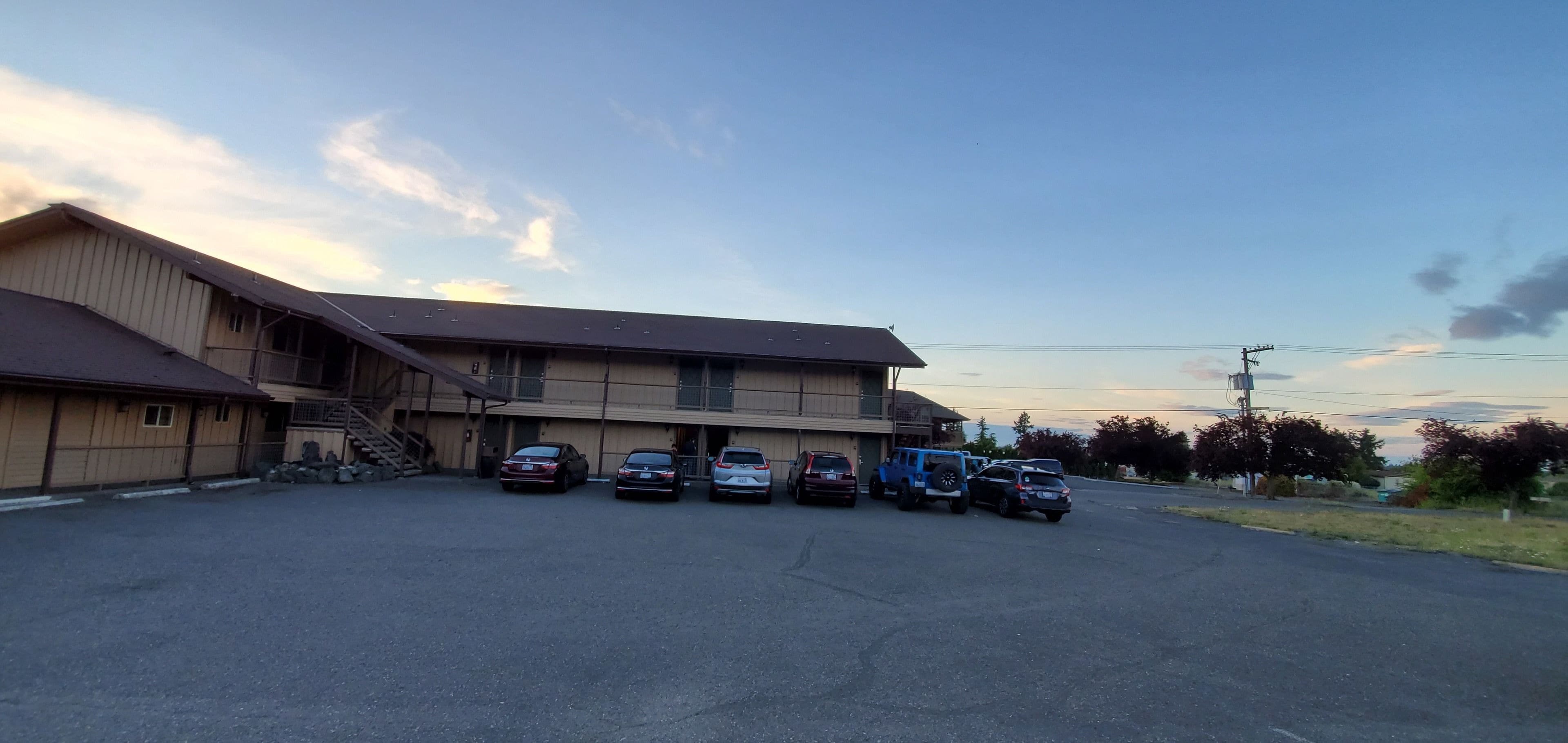 Olympic View Inn