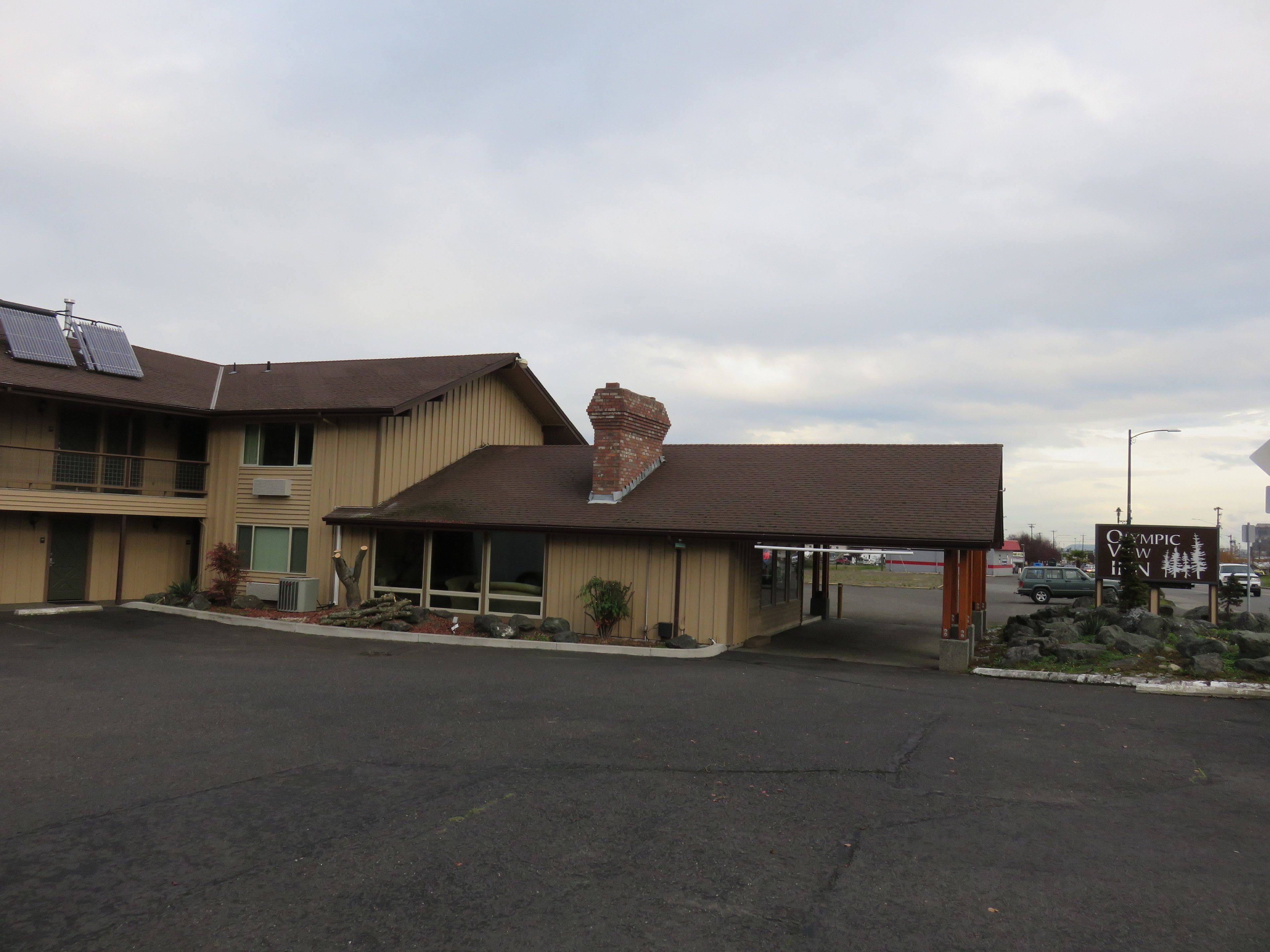 Olympic View Inn