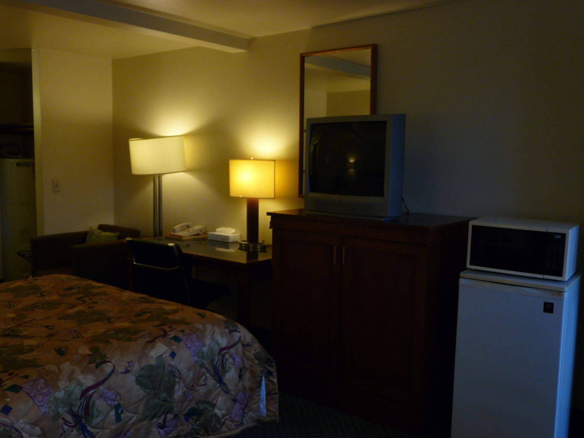 Sundowner Motel