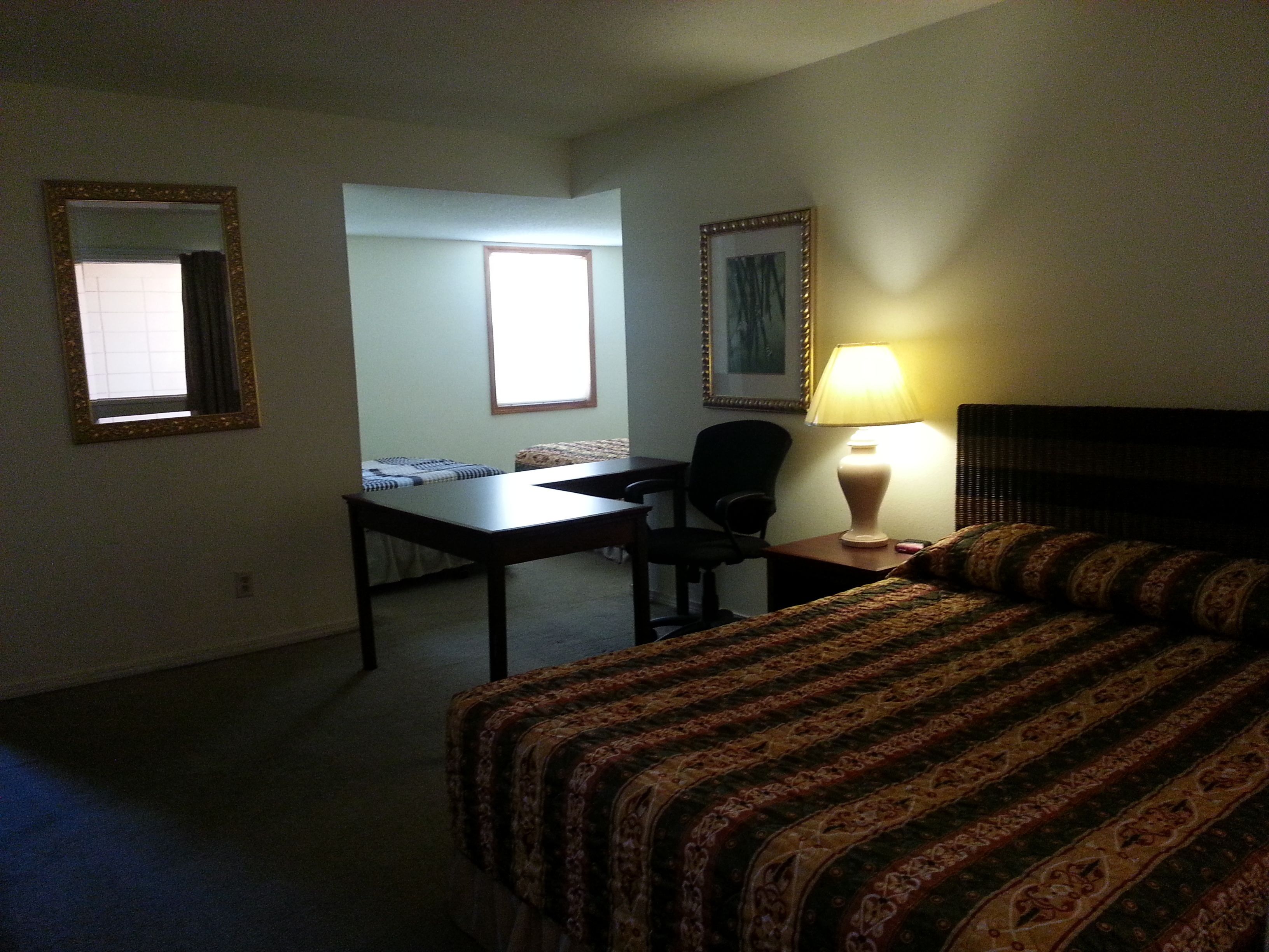 Shelton Inn