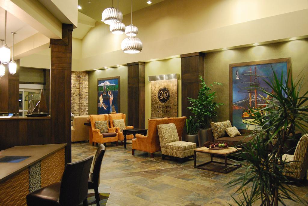 Oxford Suites Silverdale