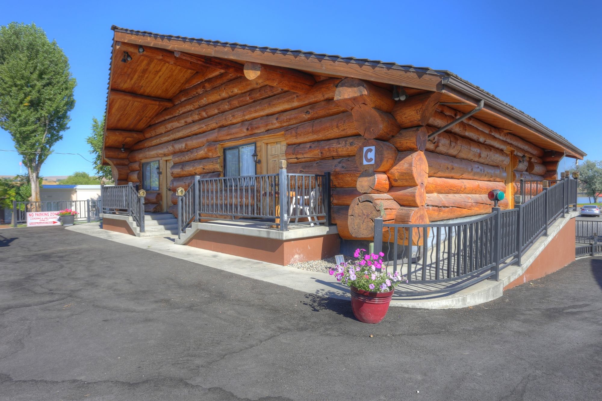 Soap Lake Natural Spa & Resort