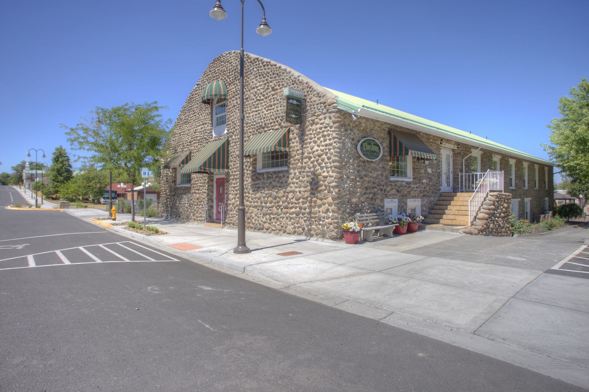 Soap Lake Natural Spa & Resort