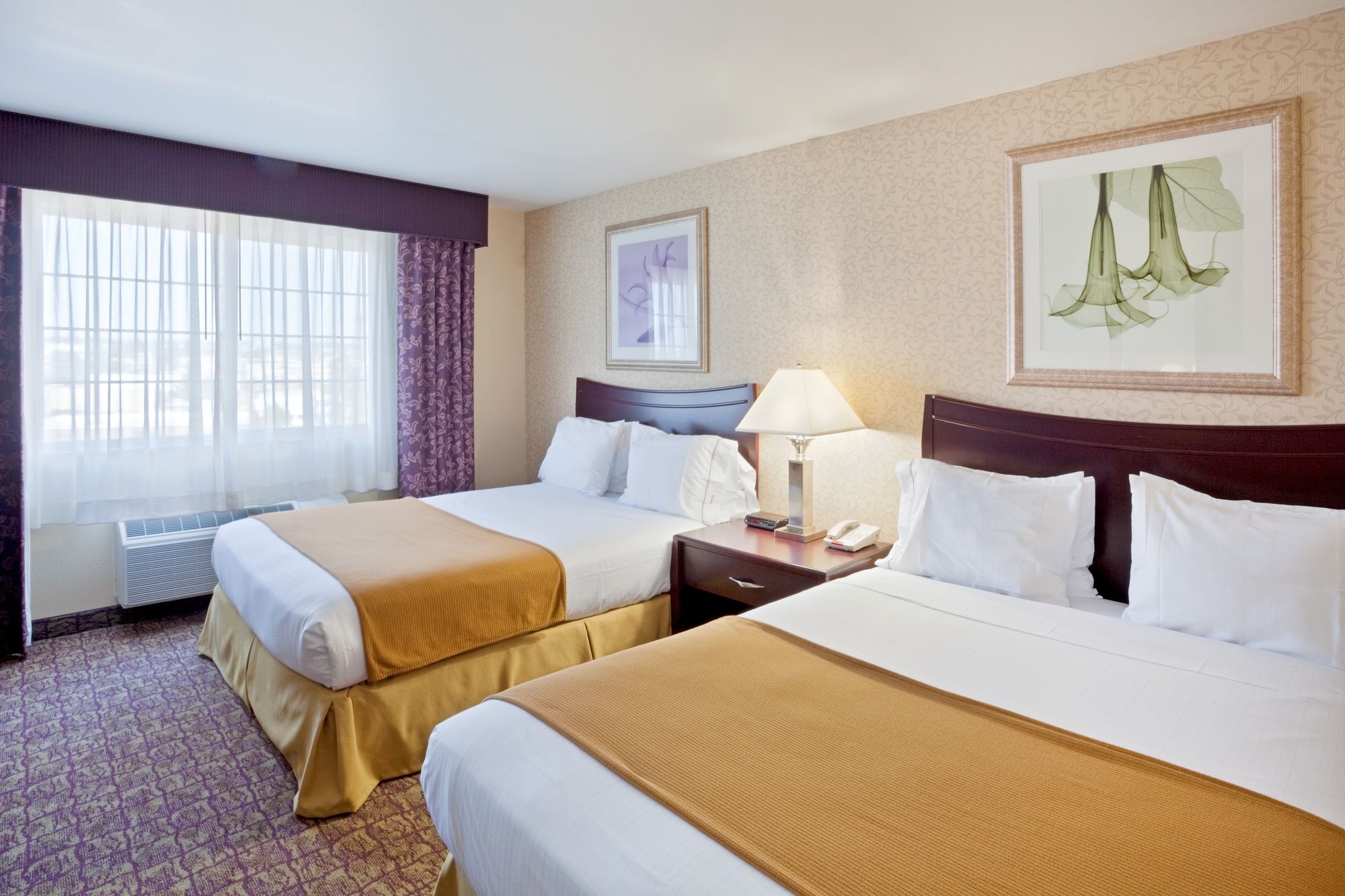 Holiday Inn Express Spokane-Downtown