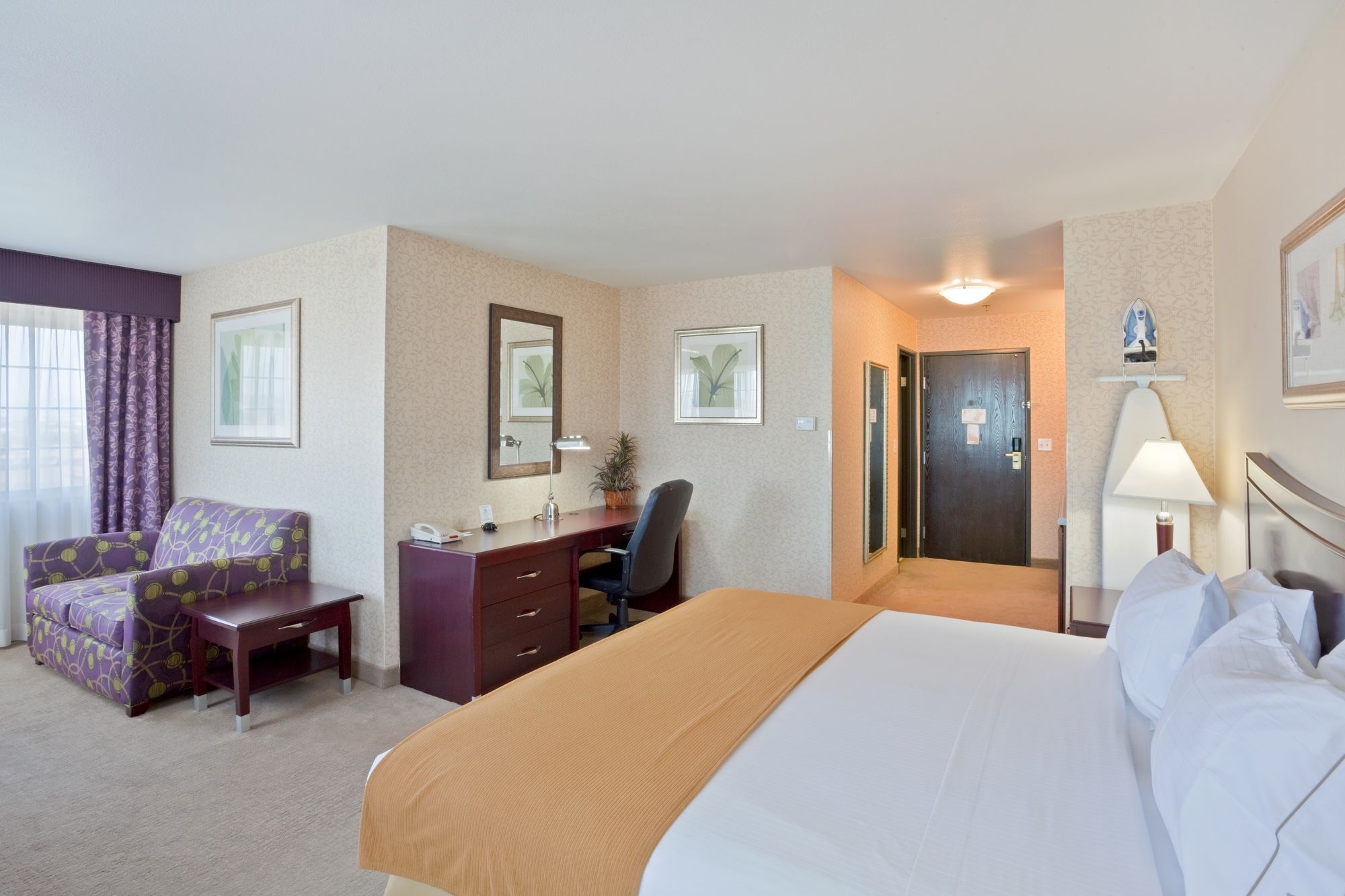Holiday Inn Express Spokane-Downtown