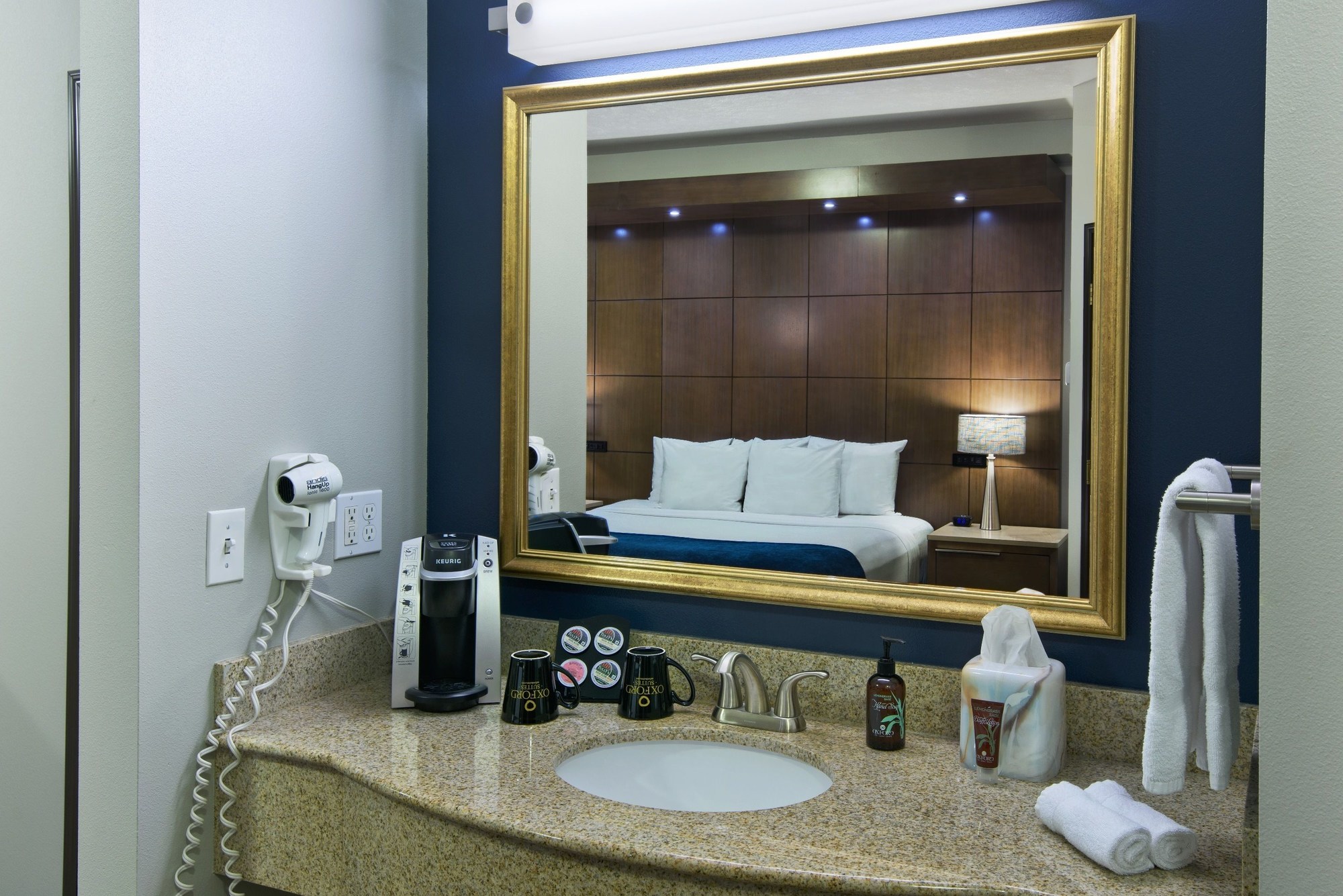 Oxford Suites Spokane