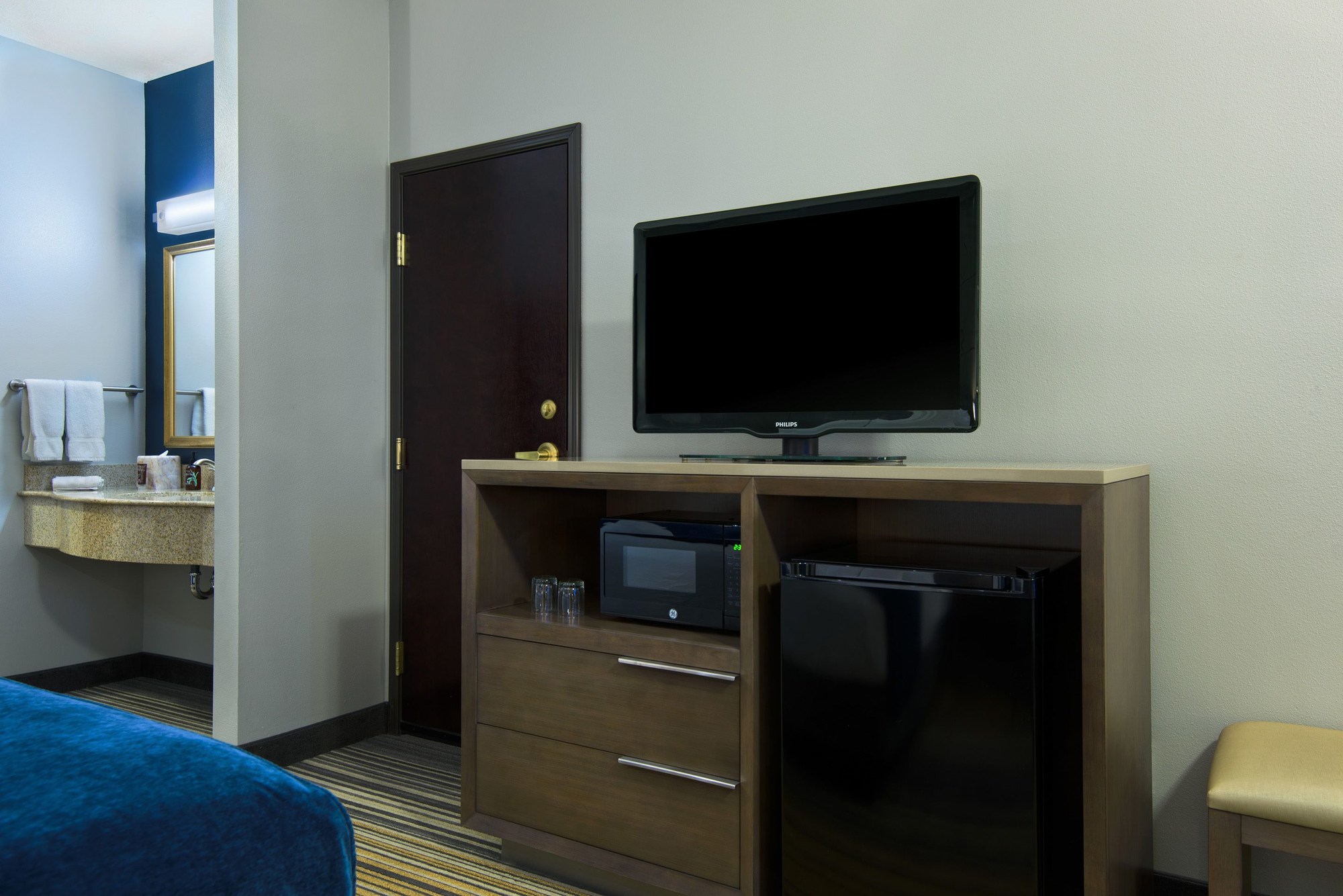 Oxford Suites Spokane