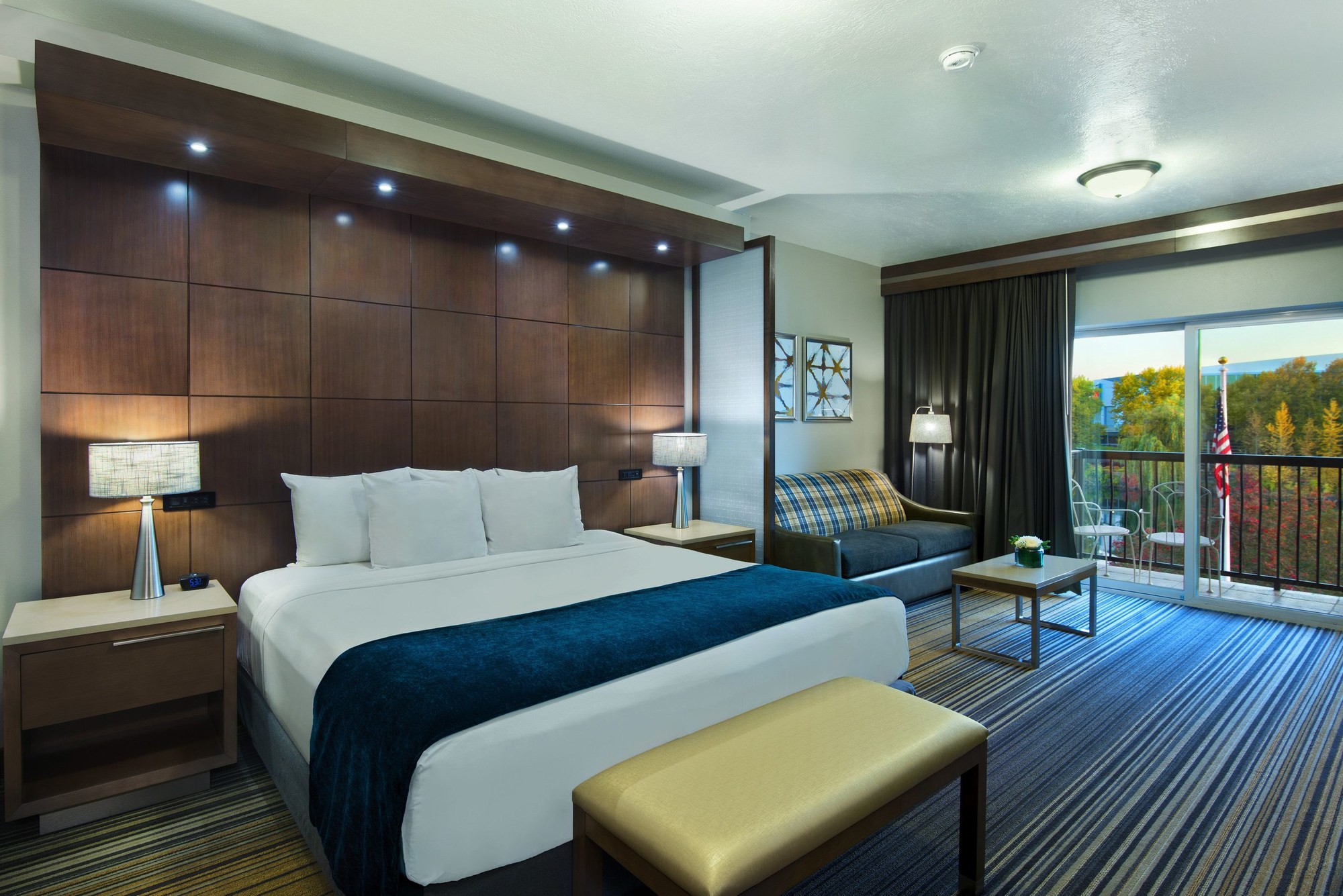 Oxford Suites Spokane