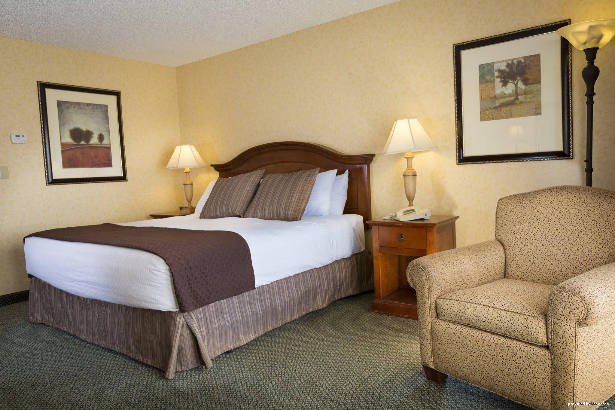 Ruby River Hotel