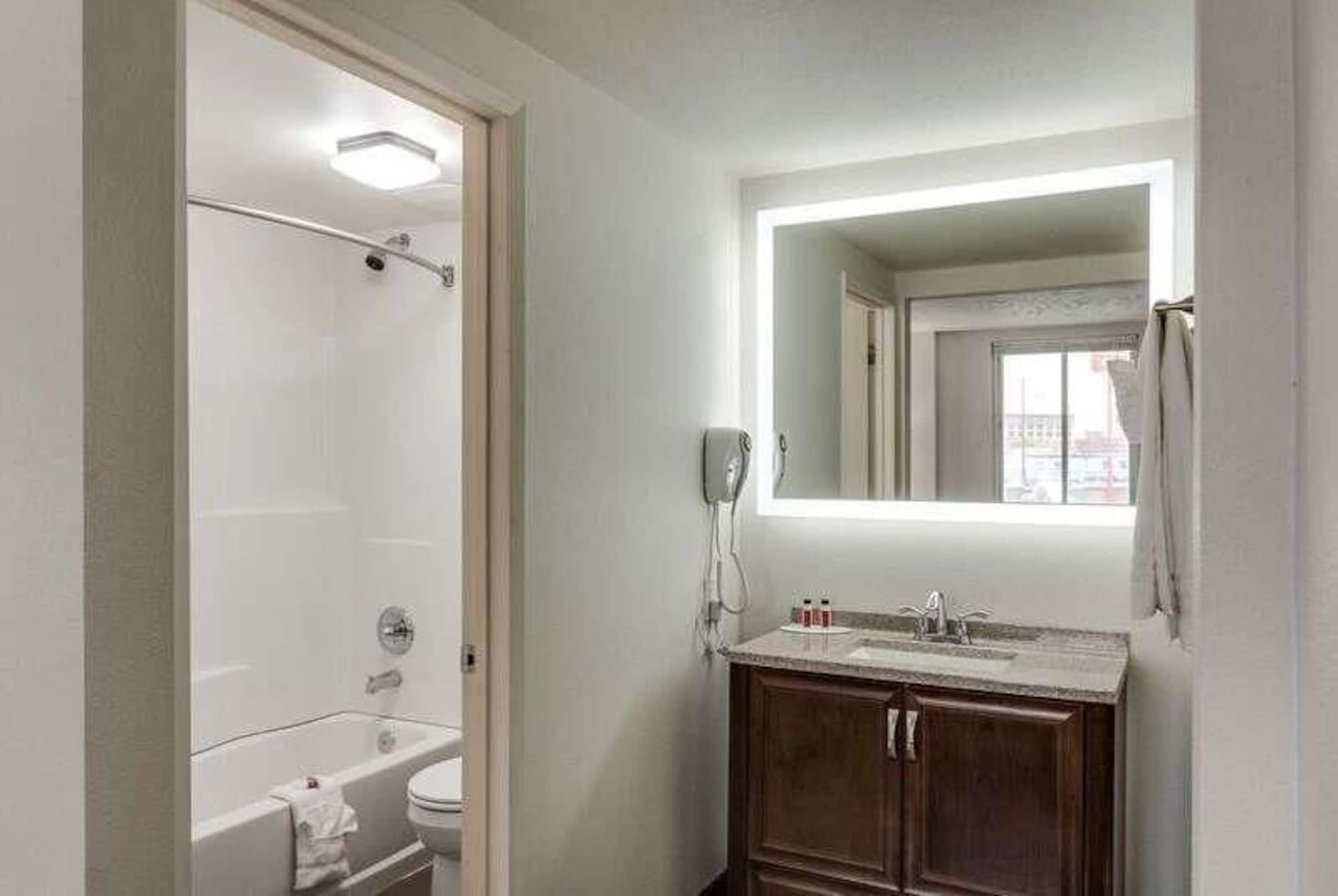 Baymont by Wyndham Spokane