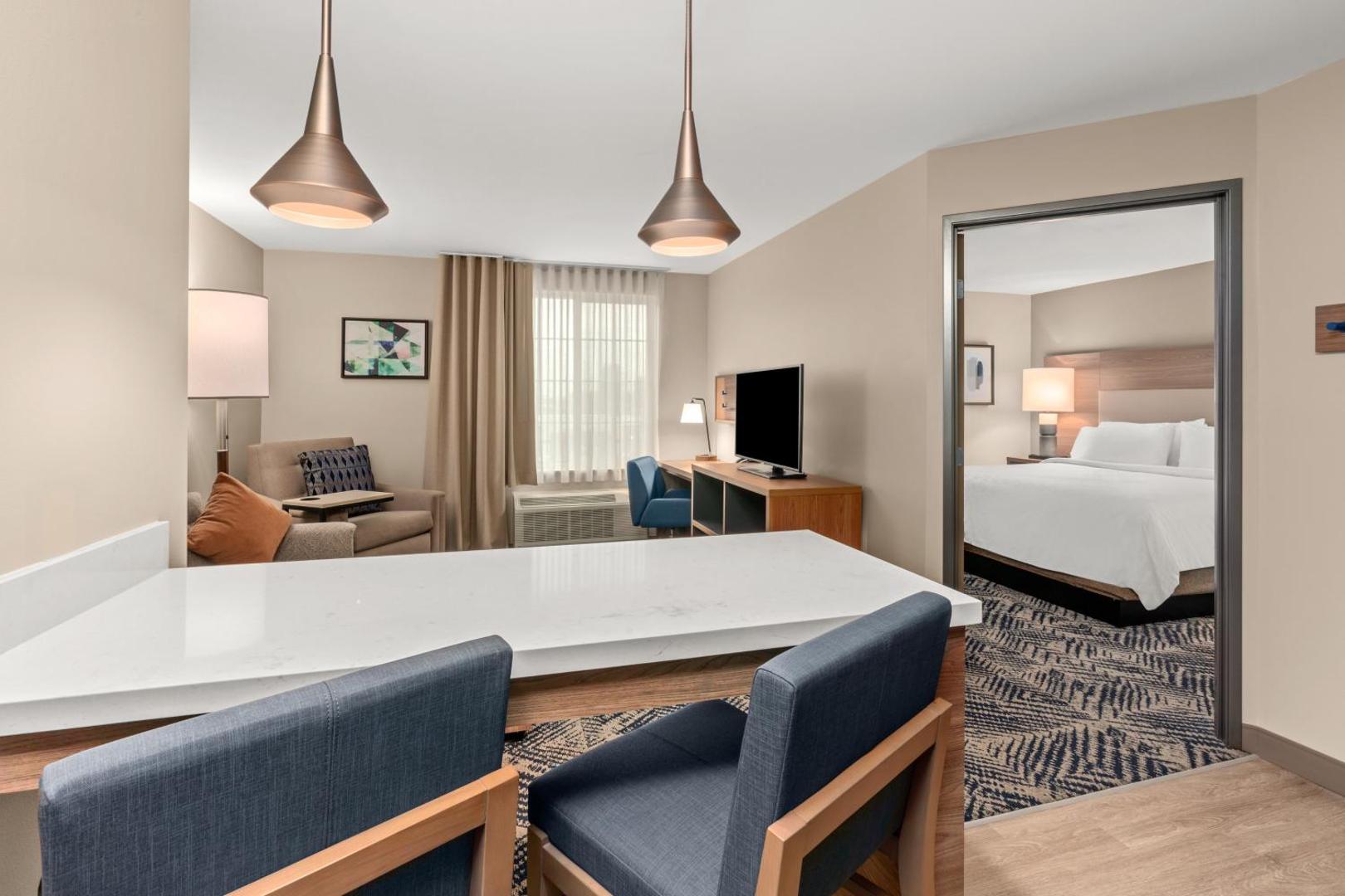 IHG Candlewood Suites Sumner