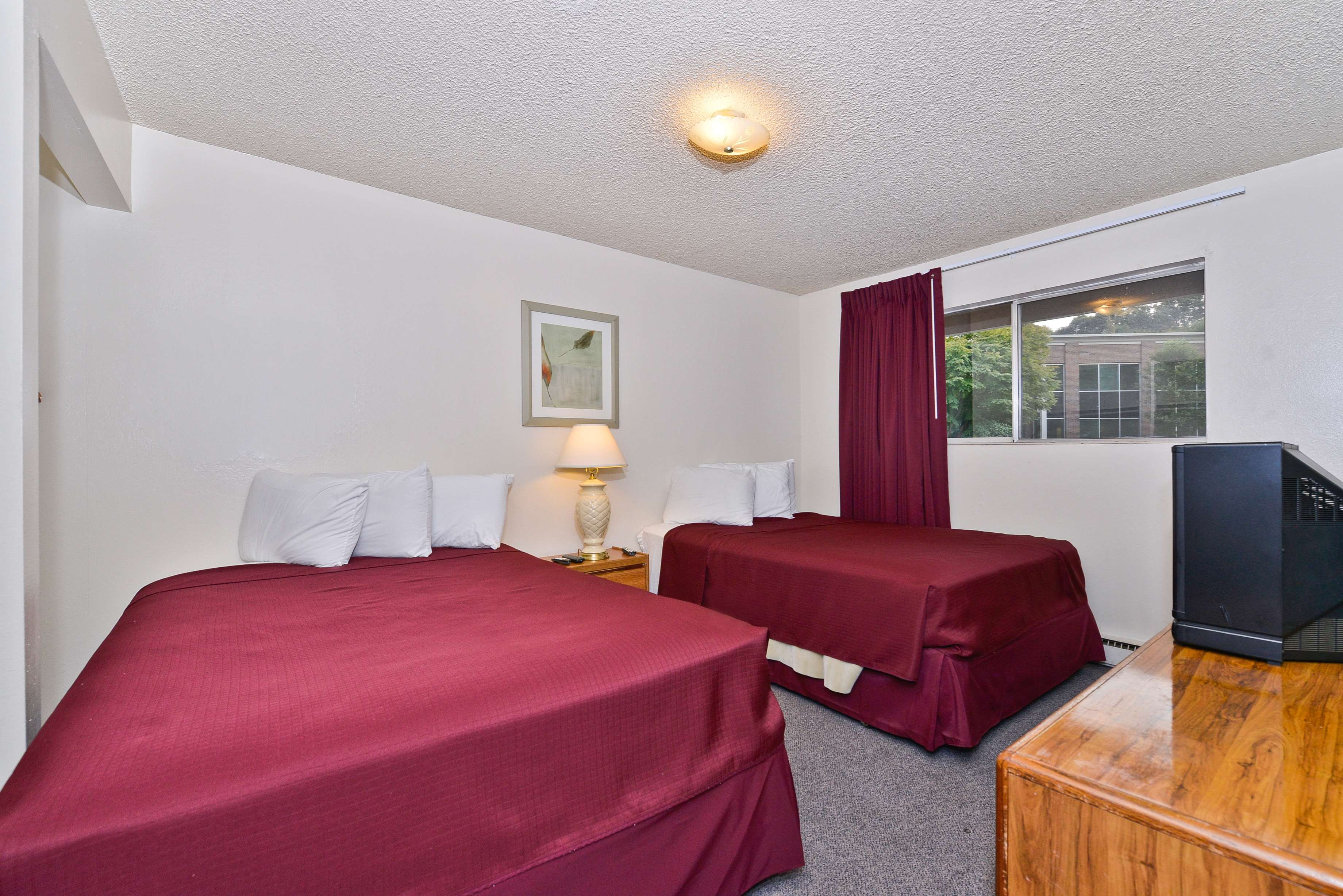 Sunrise Garden Suites