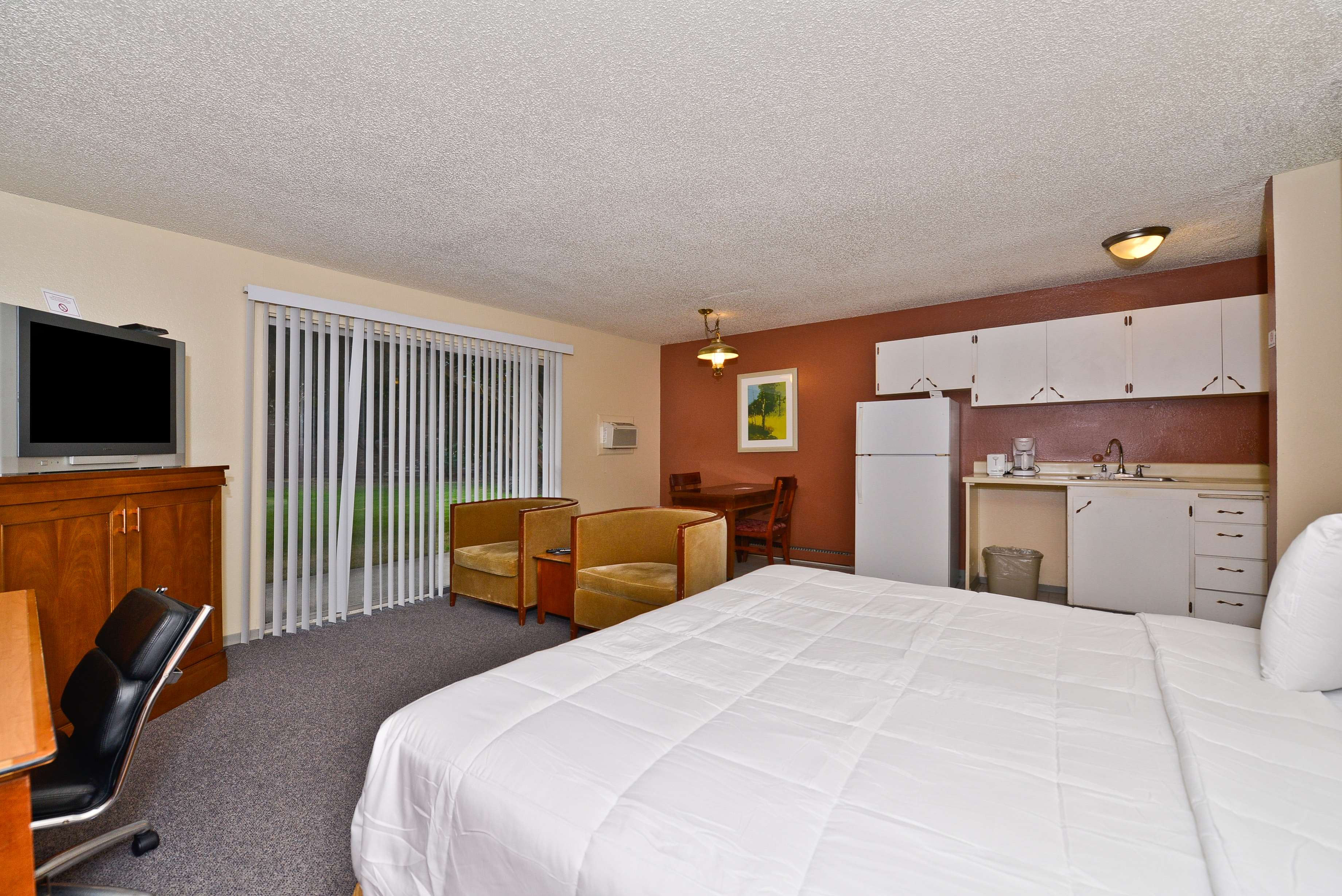 Sunrise Garden Suites