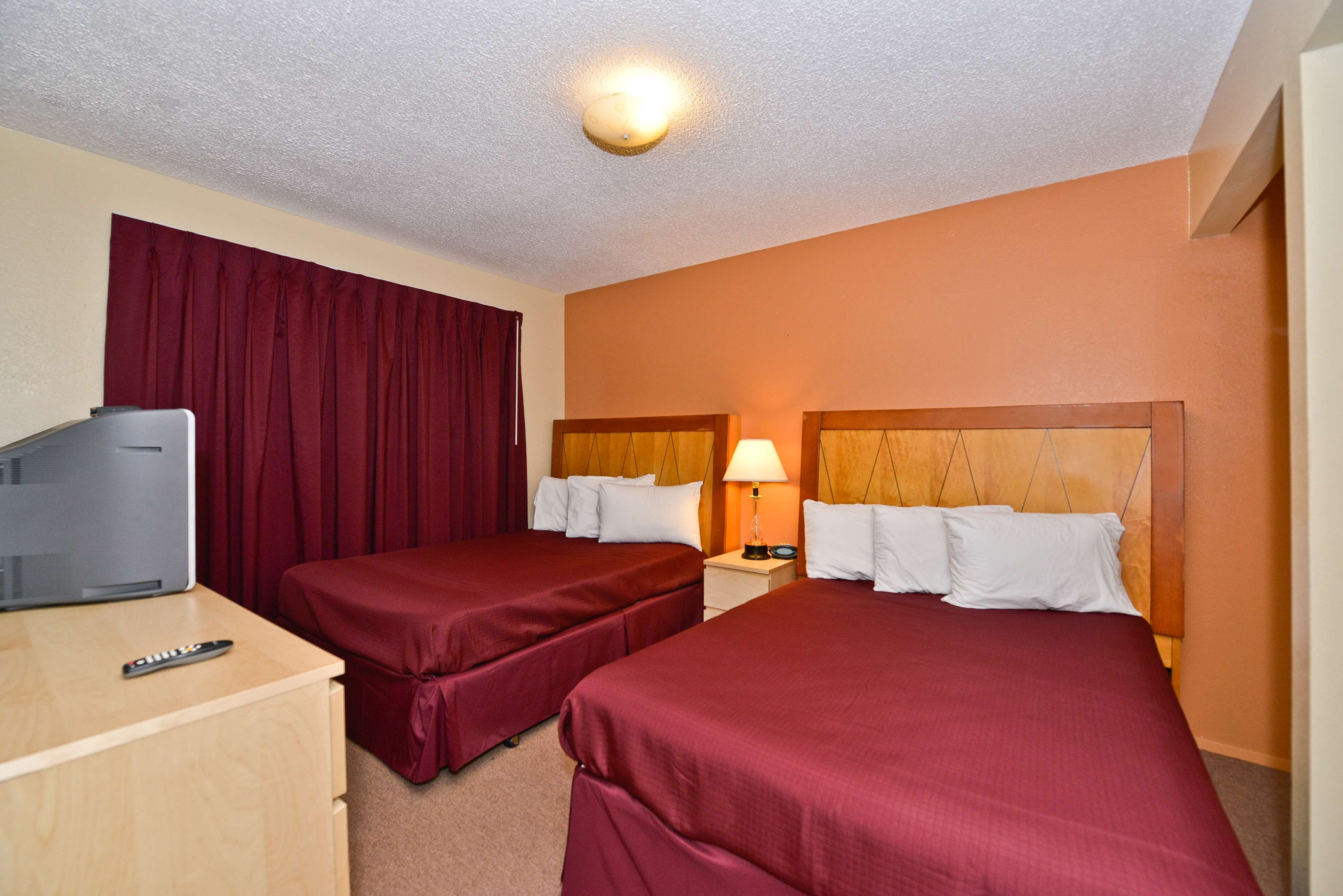 Sunrise Garden Suites