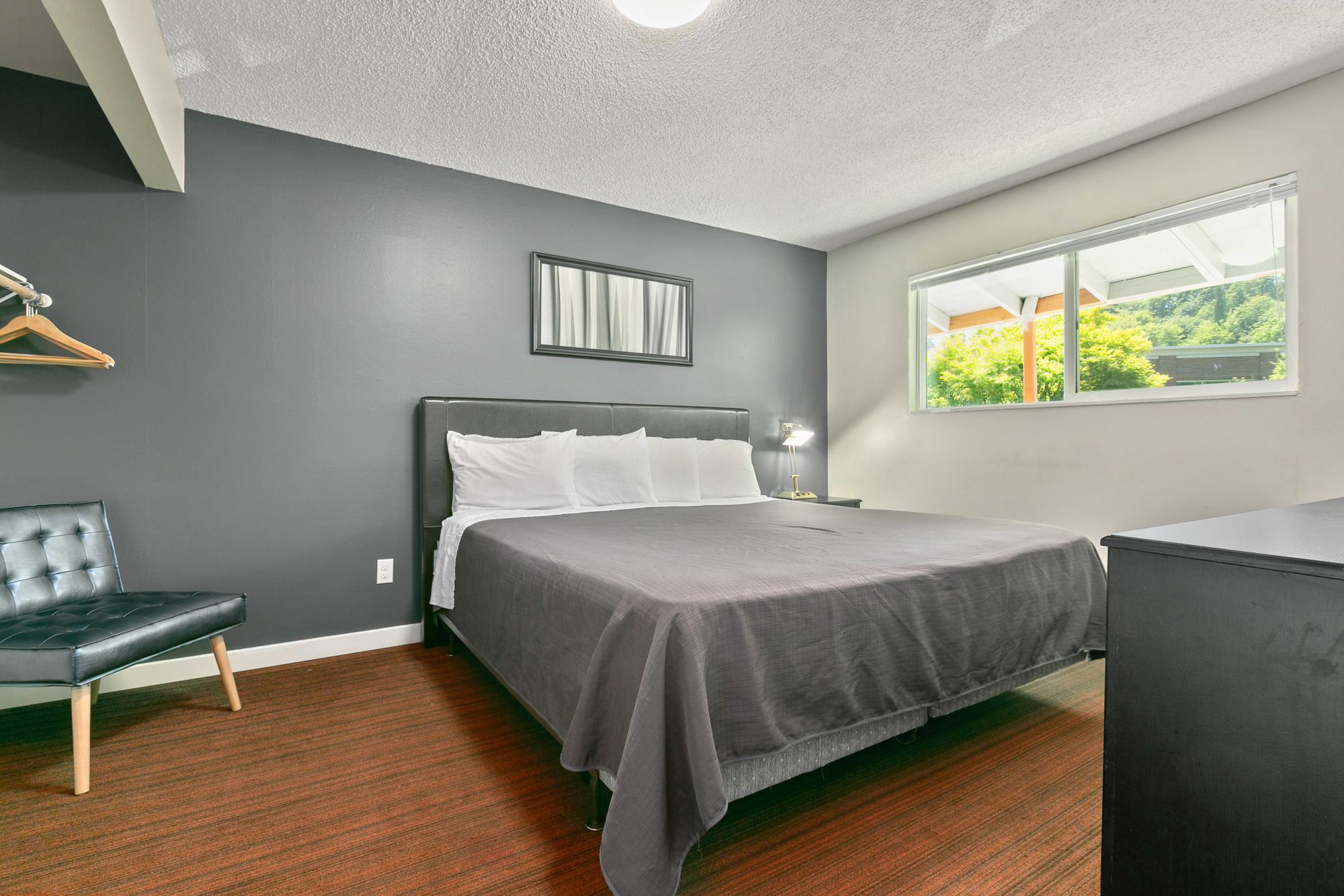 Sunrise Garden Suites