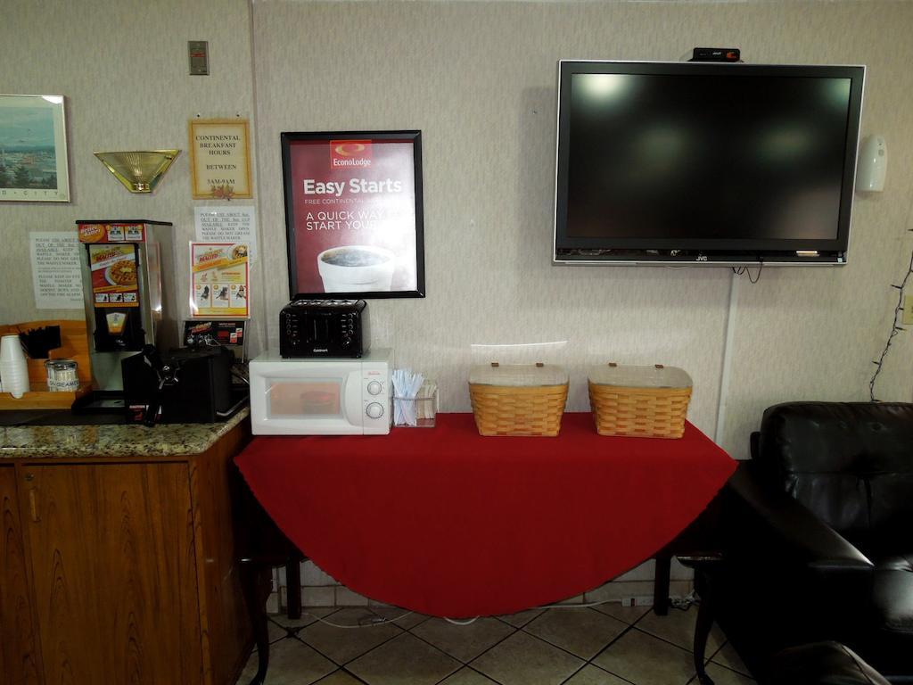 Econo Lodge Seatac Airport North