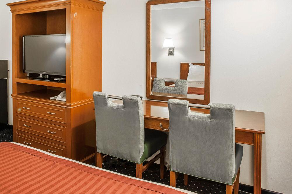 Econo Lodge Seatac Airport North