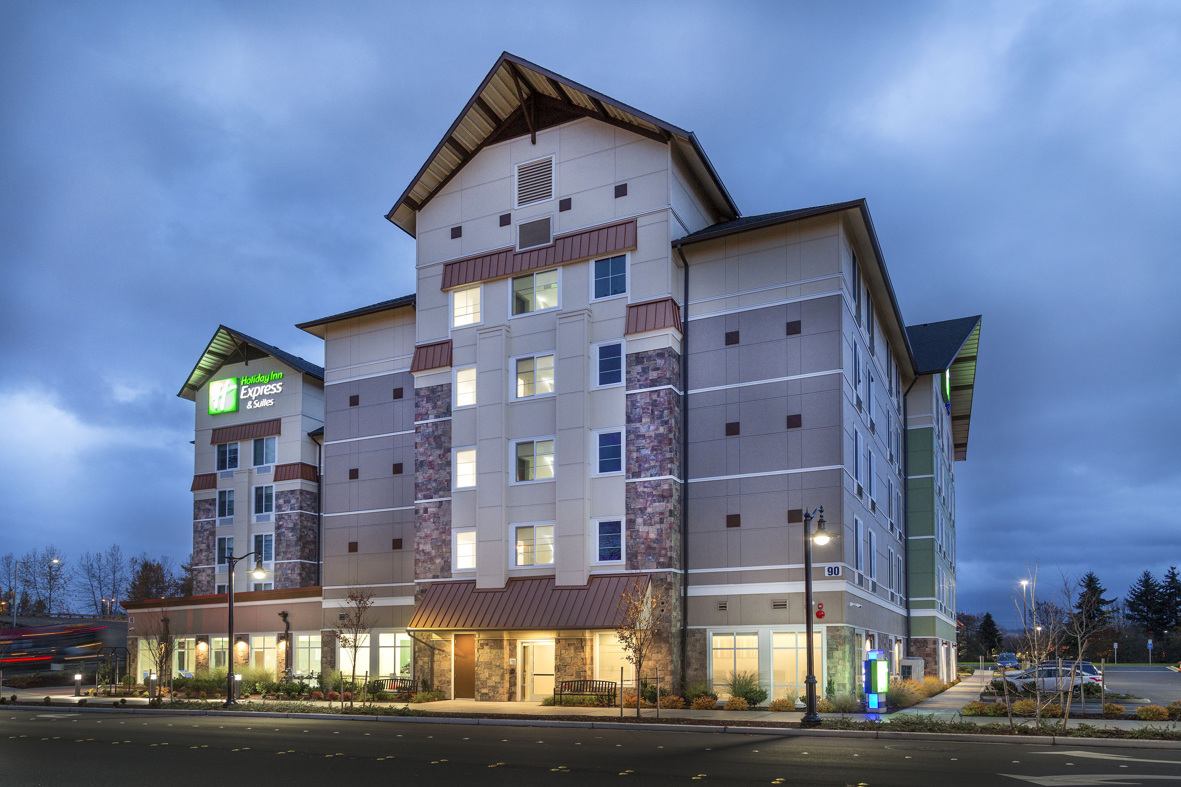 Holiday Inn Express And Suites Seattle South Tukwila