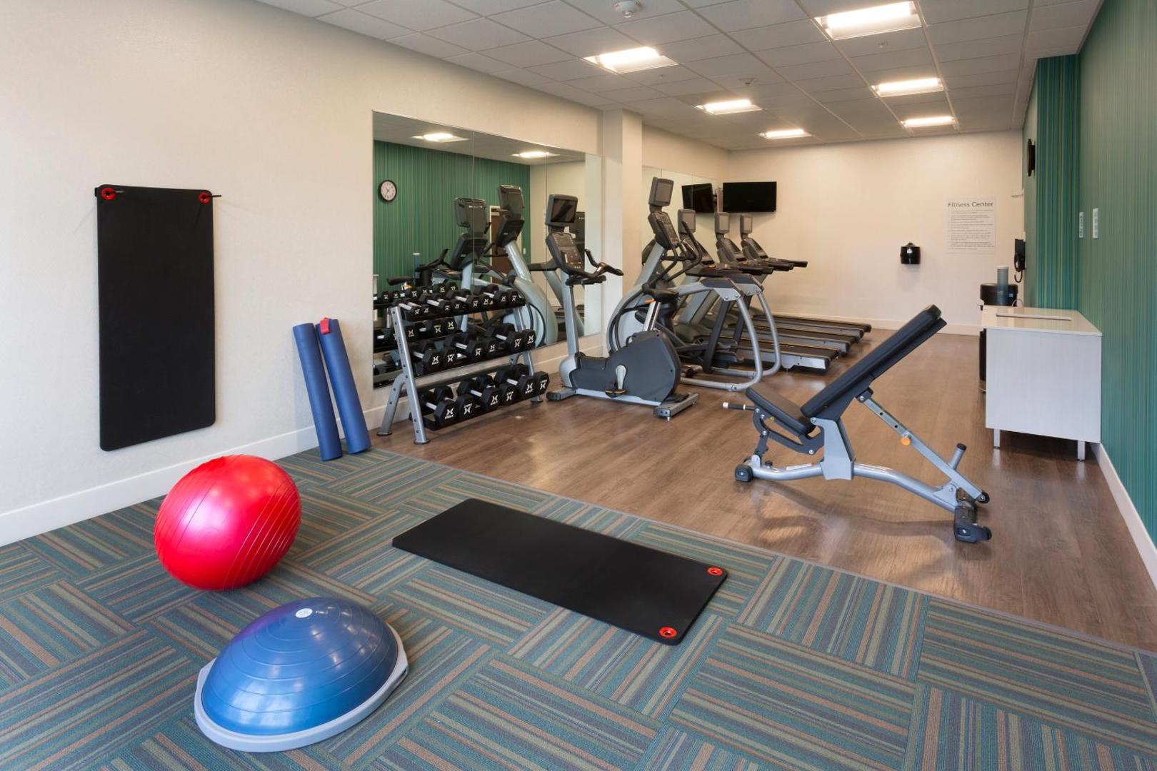 Holiday Inn Express And Suites Seattle South Tukwila
