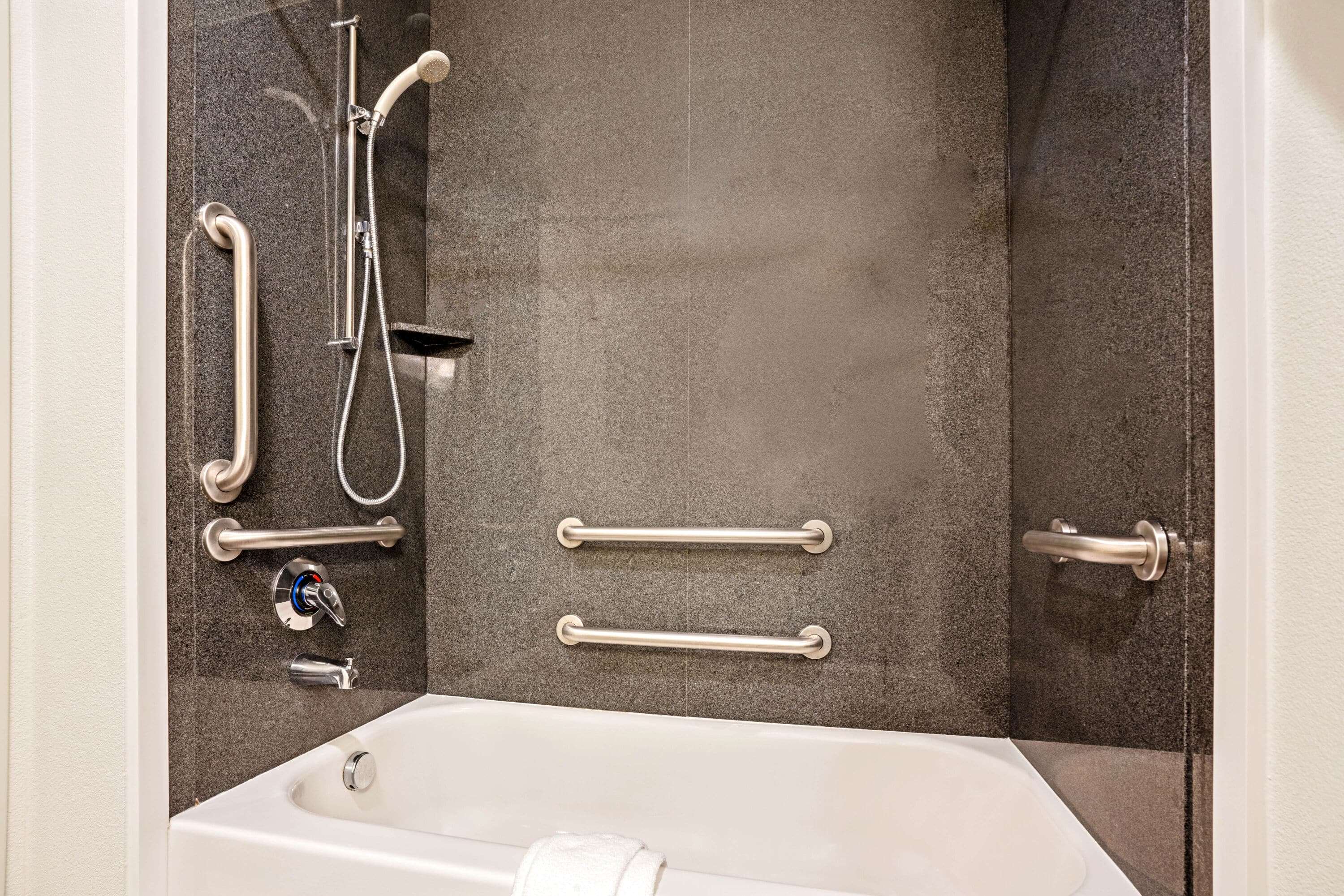La Quinta Inn & Suites by Wyndham Tumwater - Olympia
