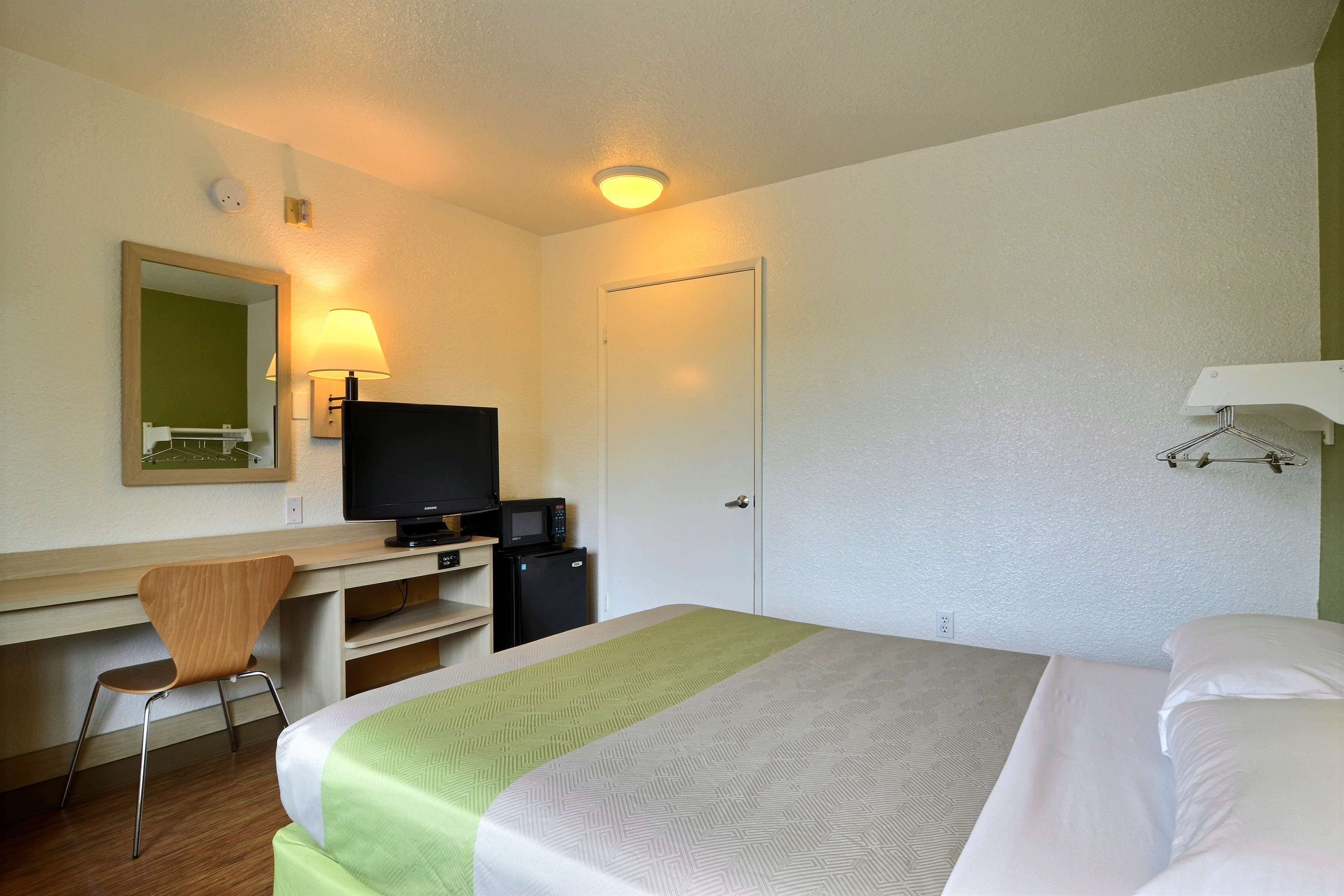 Motel 6 Tumwater - Olympia