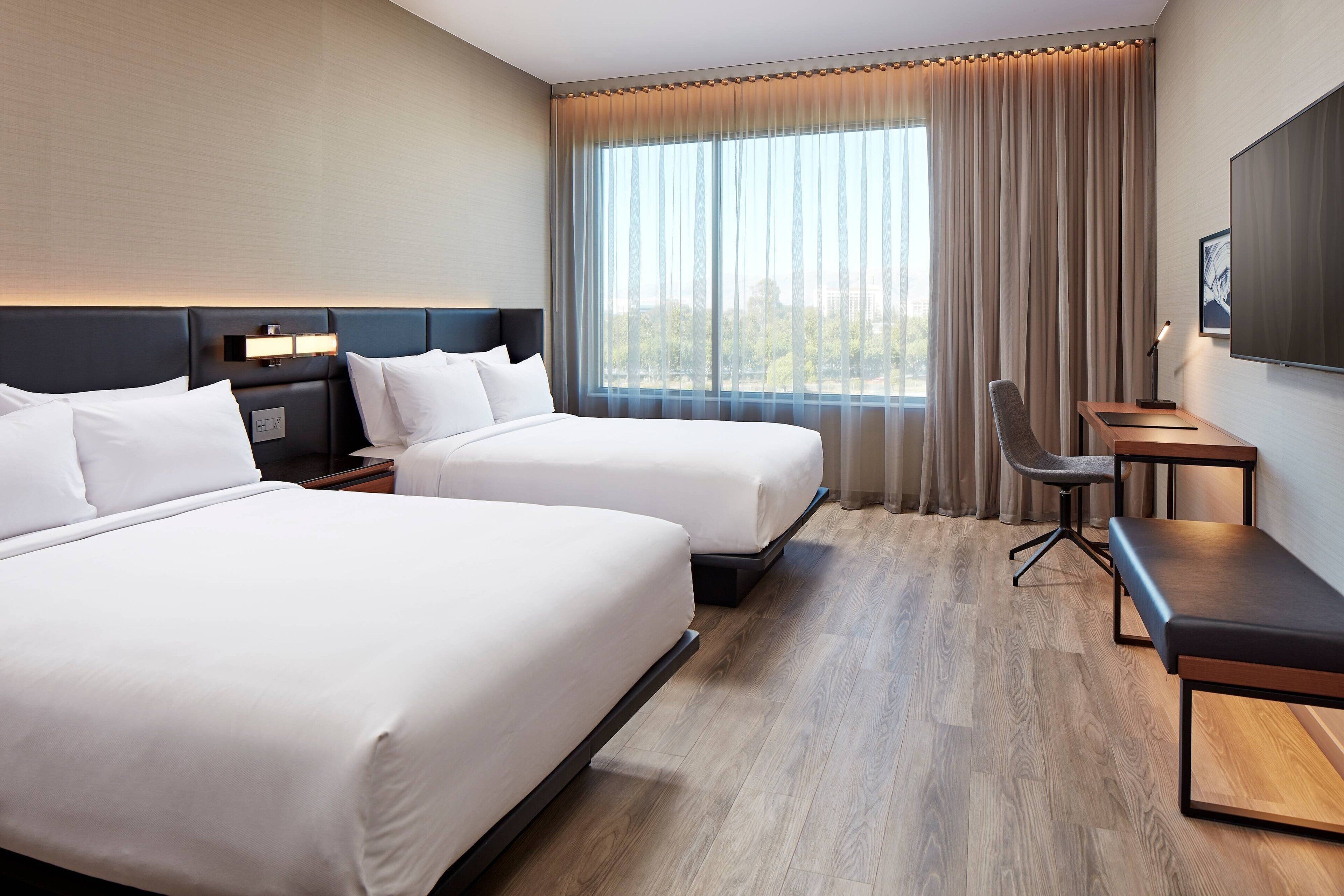 AC Hotel by Marriott Vancouver Waterfront