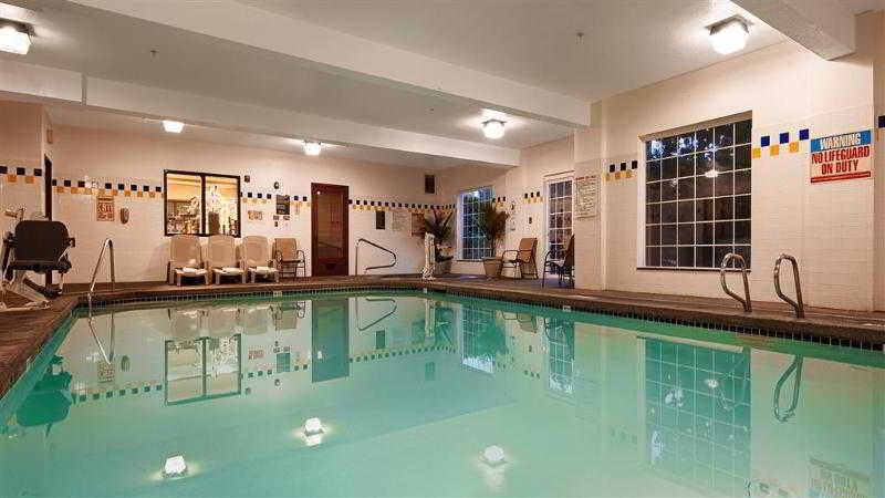 Best Western Plus Vancouver Mall Dr. Hotel & Suites