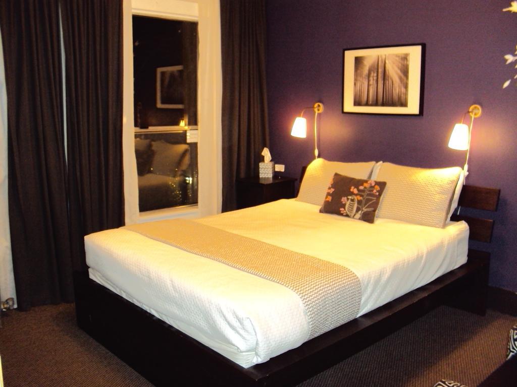 Camas Hotel