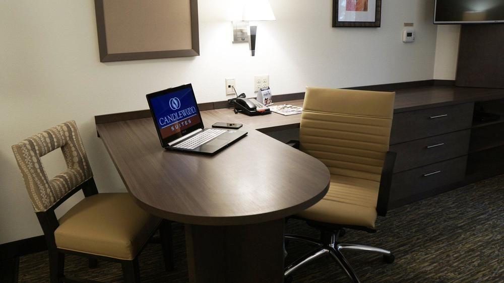 Candlewood Suites  Vancouver Camas