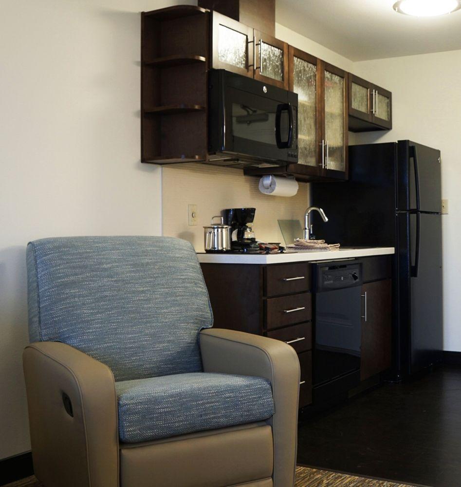 Candlewood Suites  Vancouver Camas