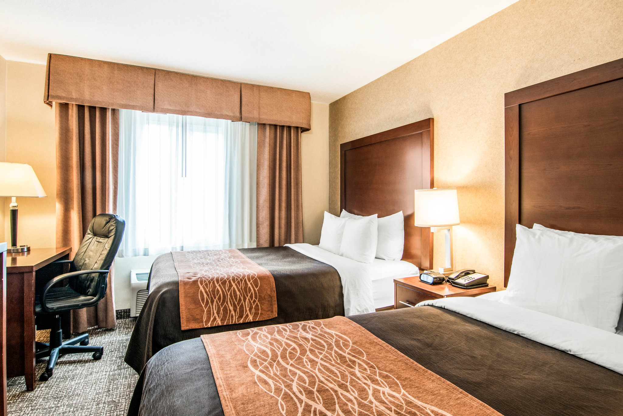 Comfort Inn & Suites Vancouver Downtown City Center