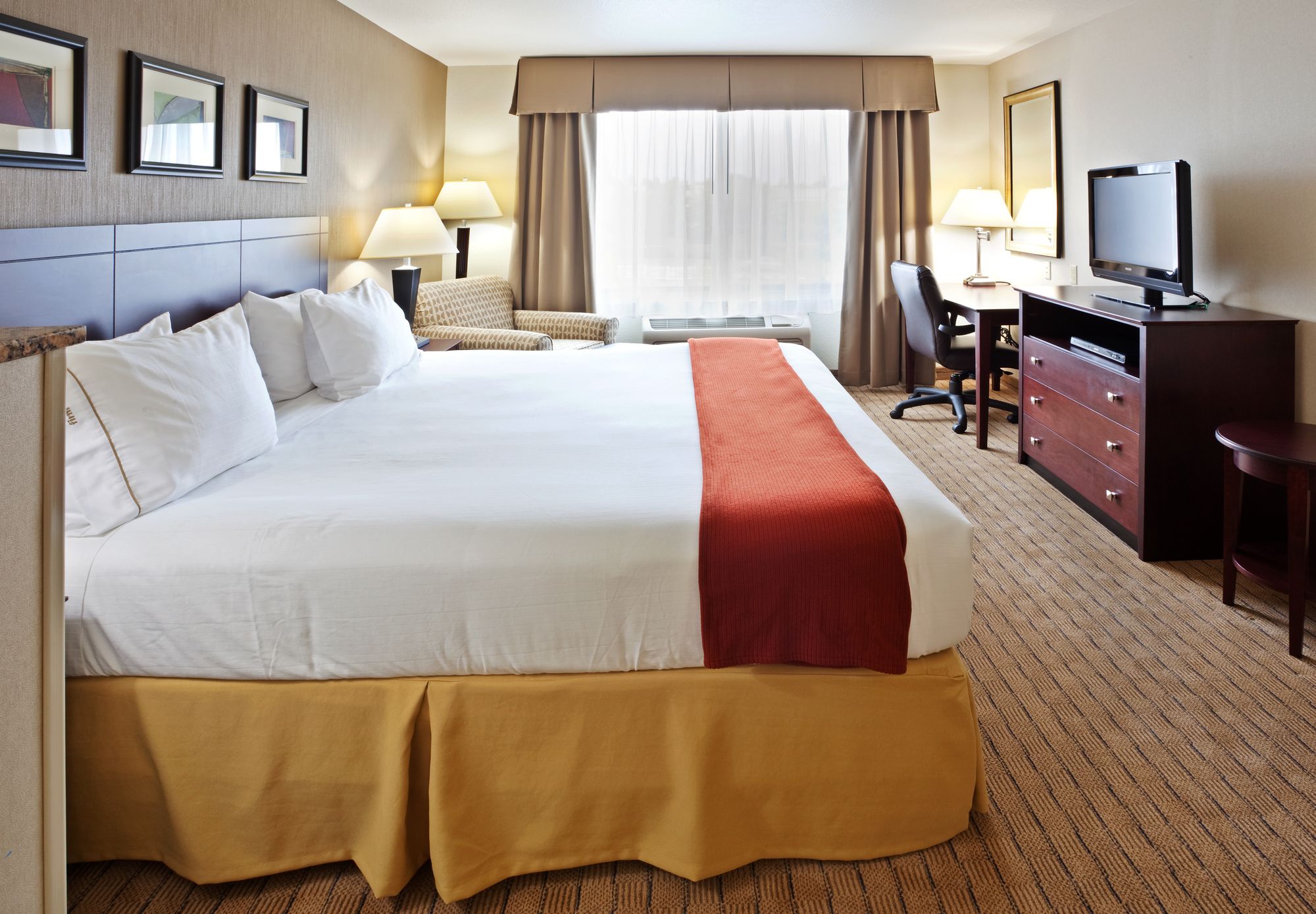 Holiday Inn Express Hotel & Suites Vancouver Mall/Portland Area