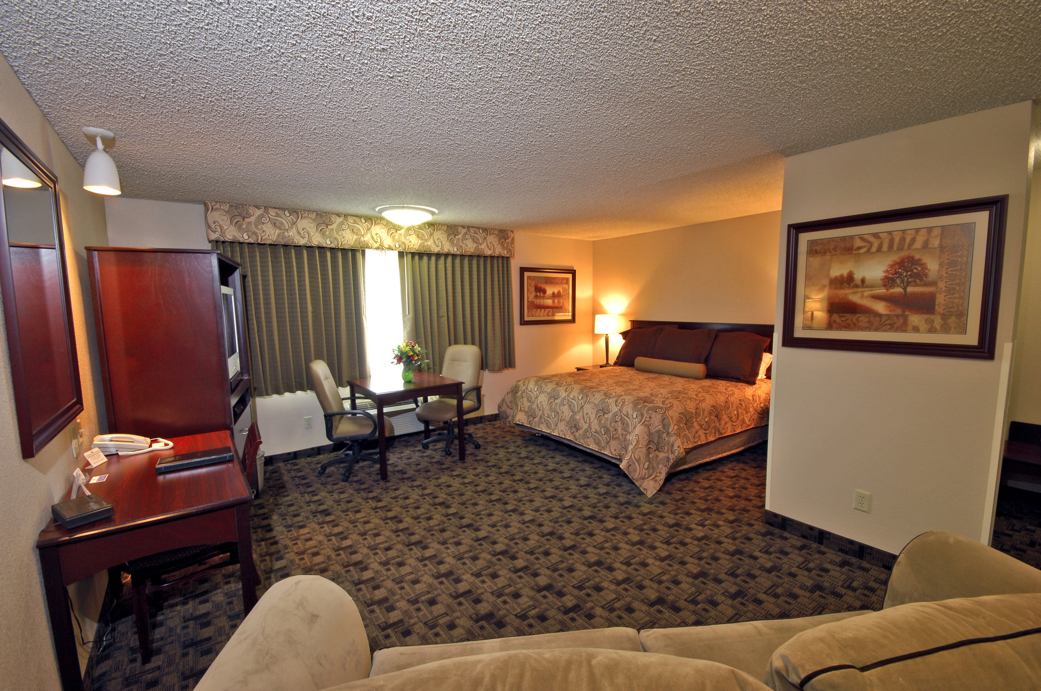 Red Lion Inn & Suites Vancouver