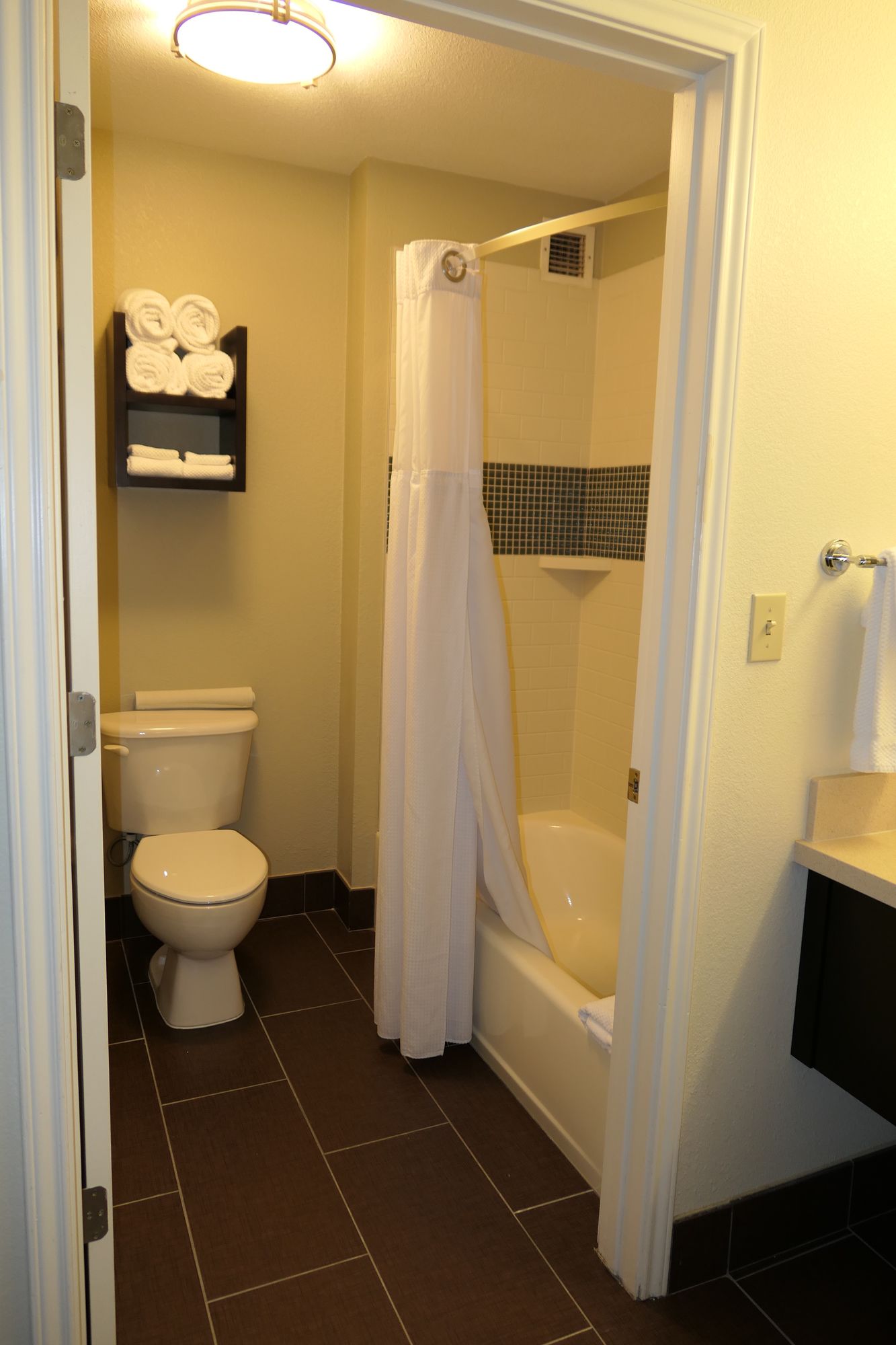 Sonesta ES Suites Portland Vancouver 41st Street