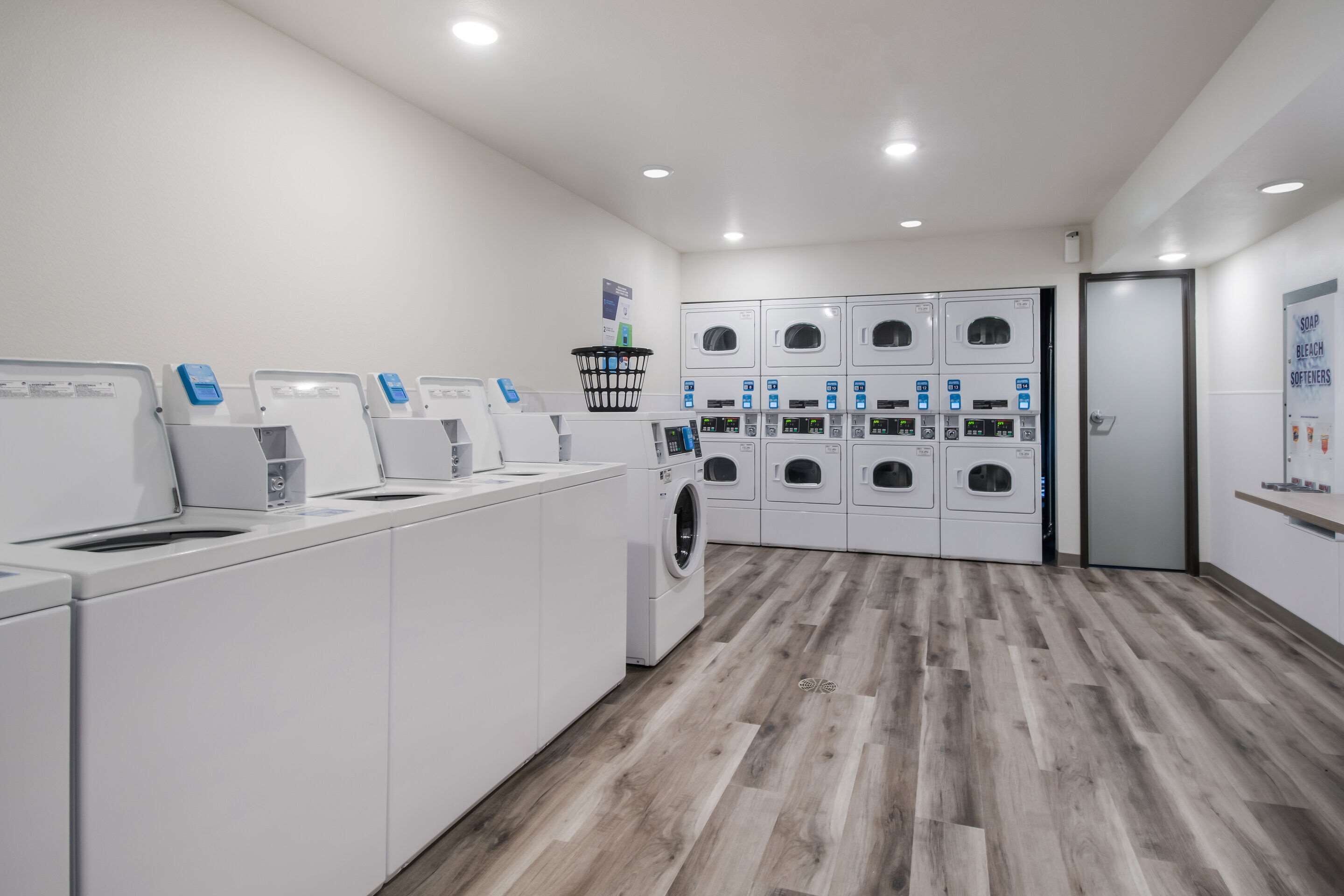 WoodSpring Suites Portland Vancouver