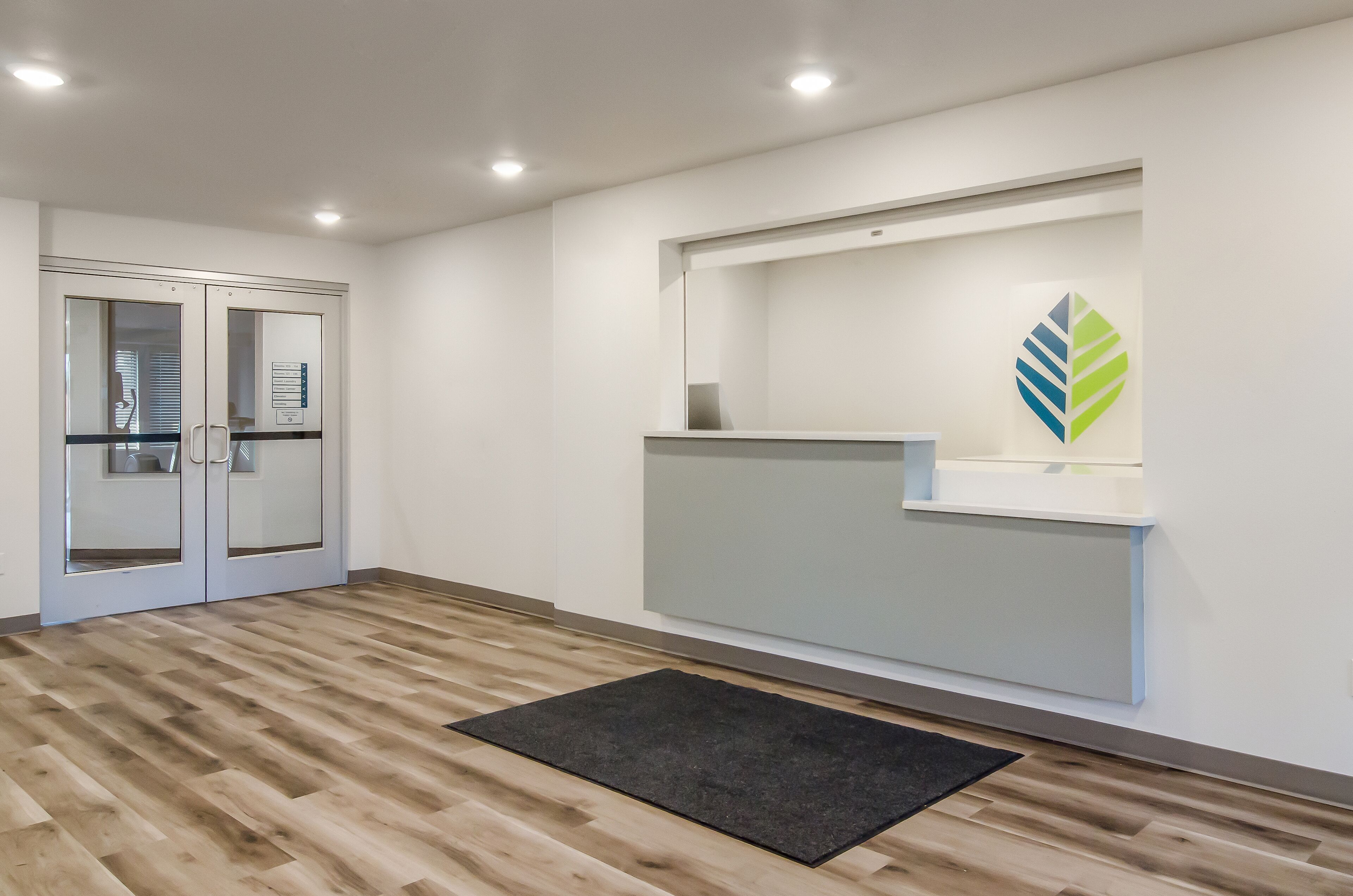 WoodSpring Suites Portland Vancouver