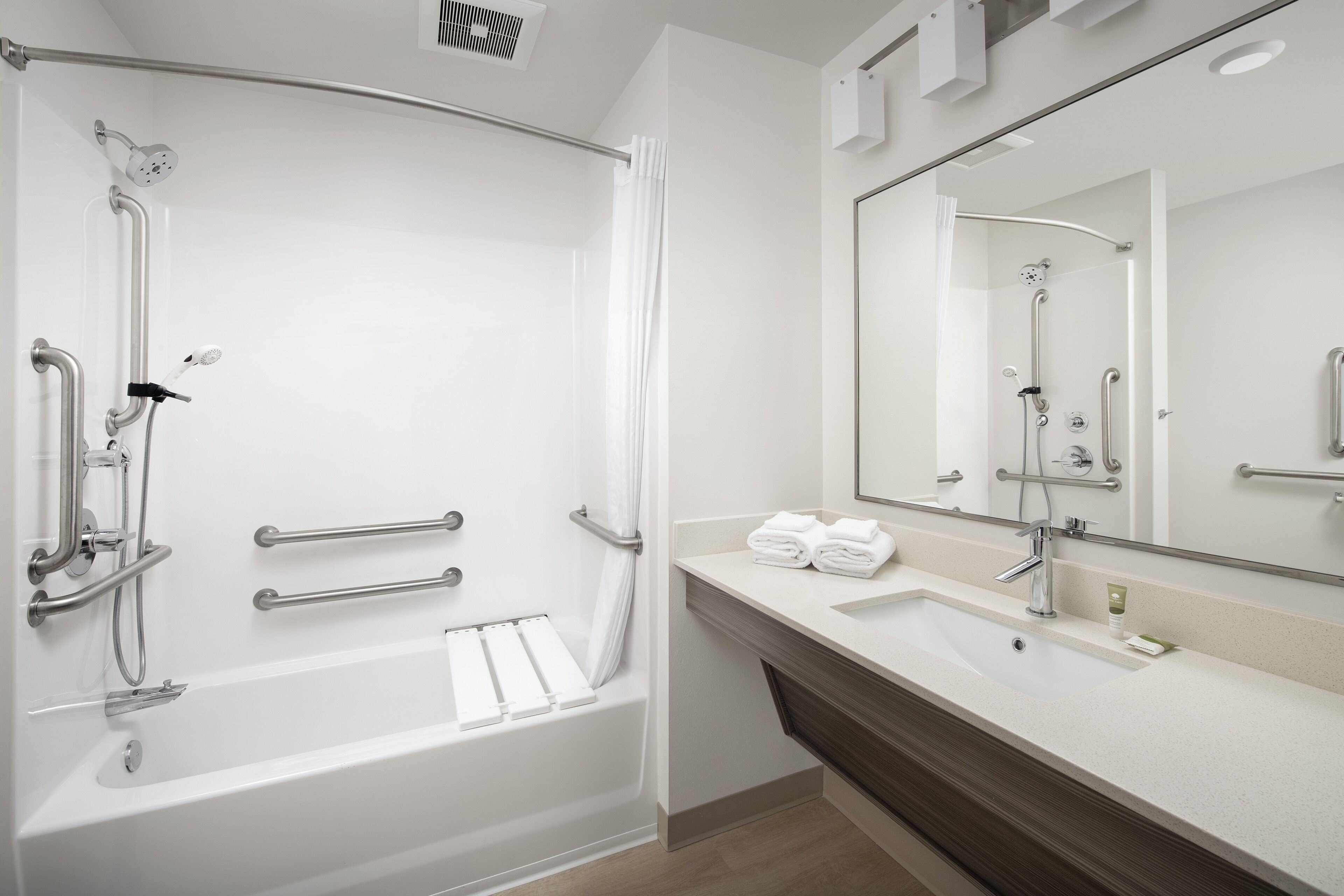 WoodSpring Suites Portland Vancouver