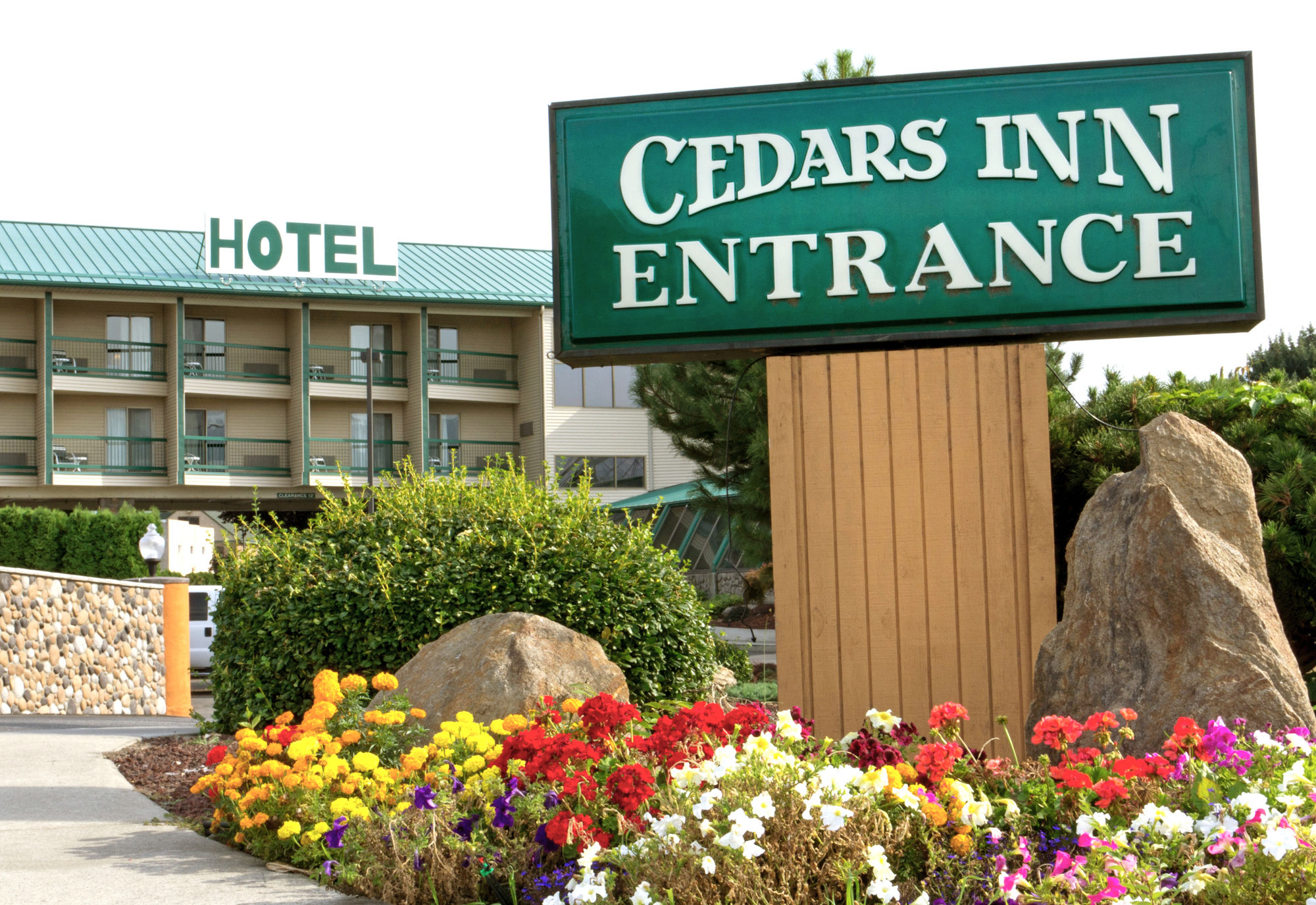 Cedars Inn