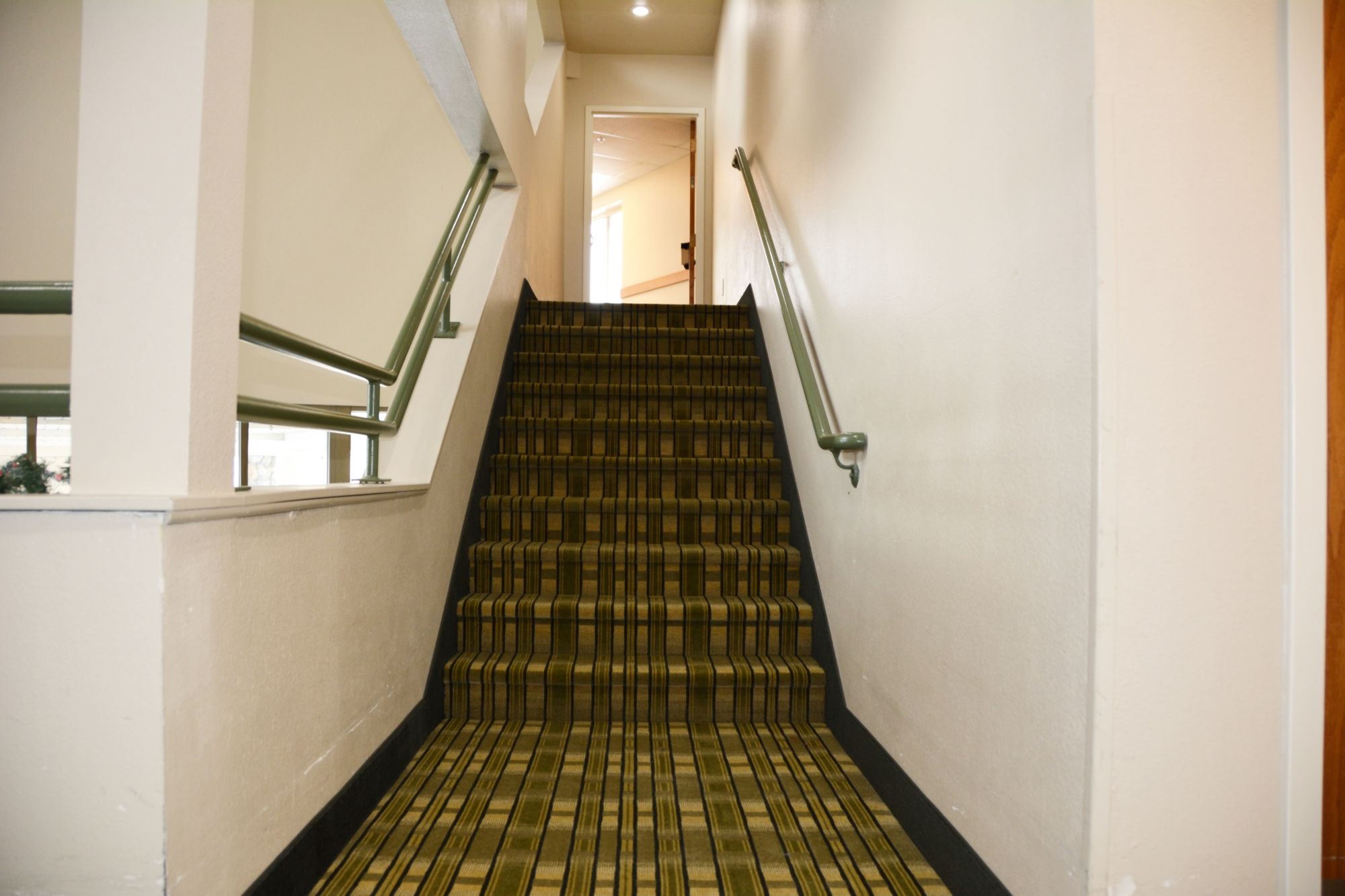 Cedars Inn