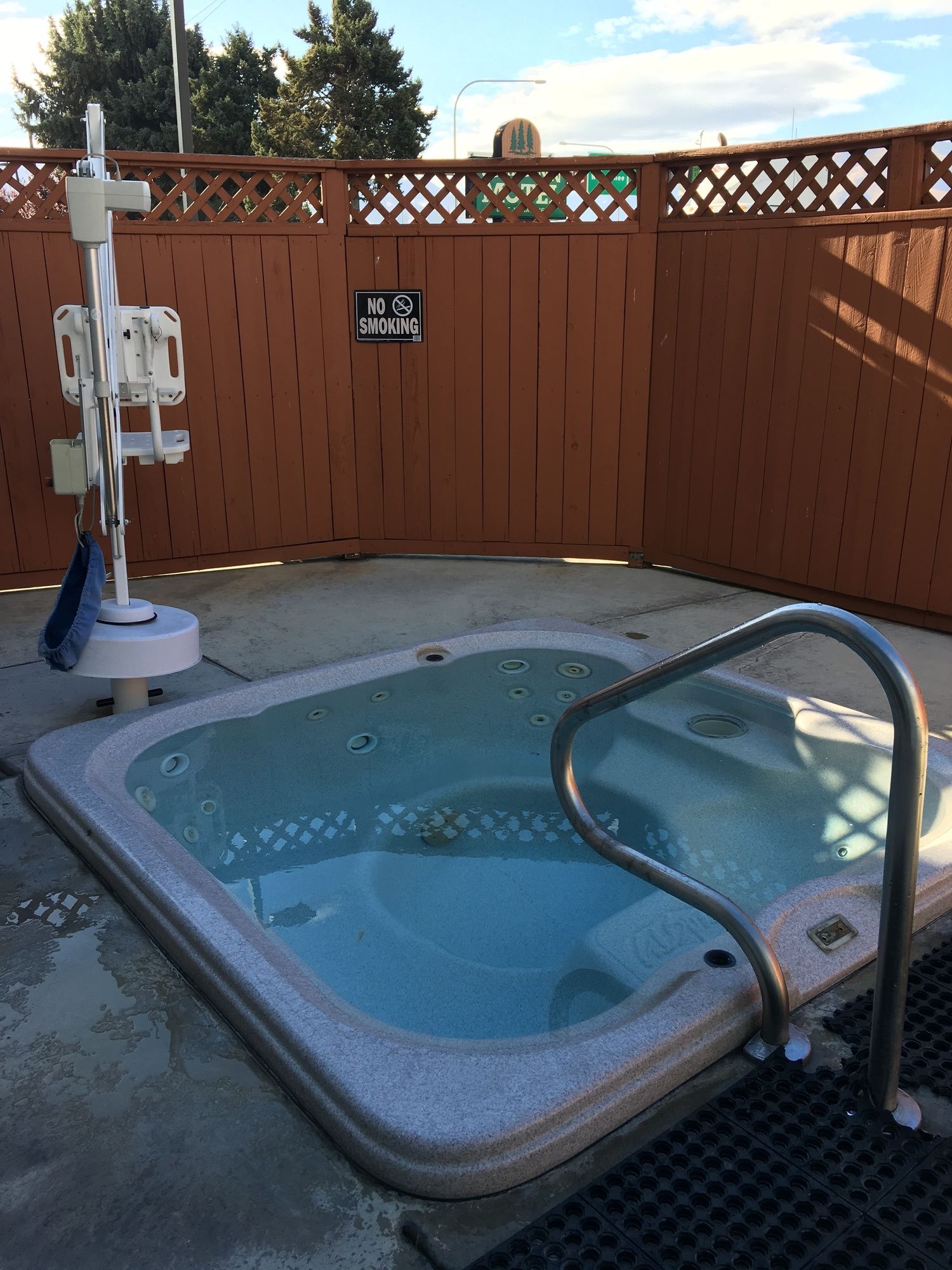 Cedars Inn